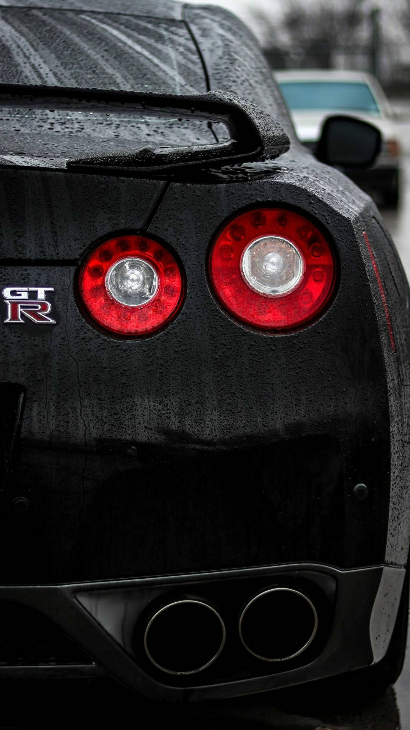 Nissan: Nizmo's products include the GT-R, 370Z, Sentra, Frontier, and the Juke Nismo. 1390x2470 HD Background.