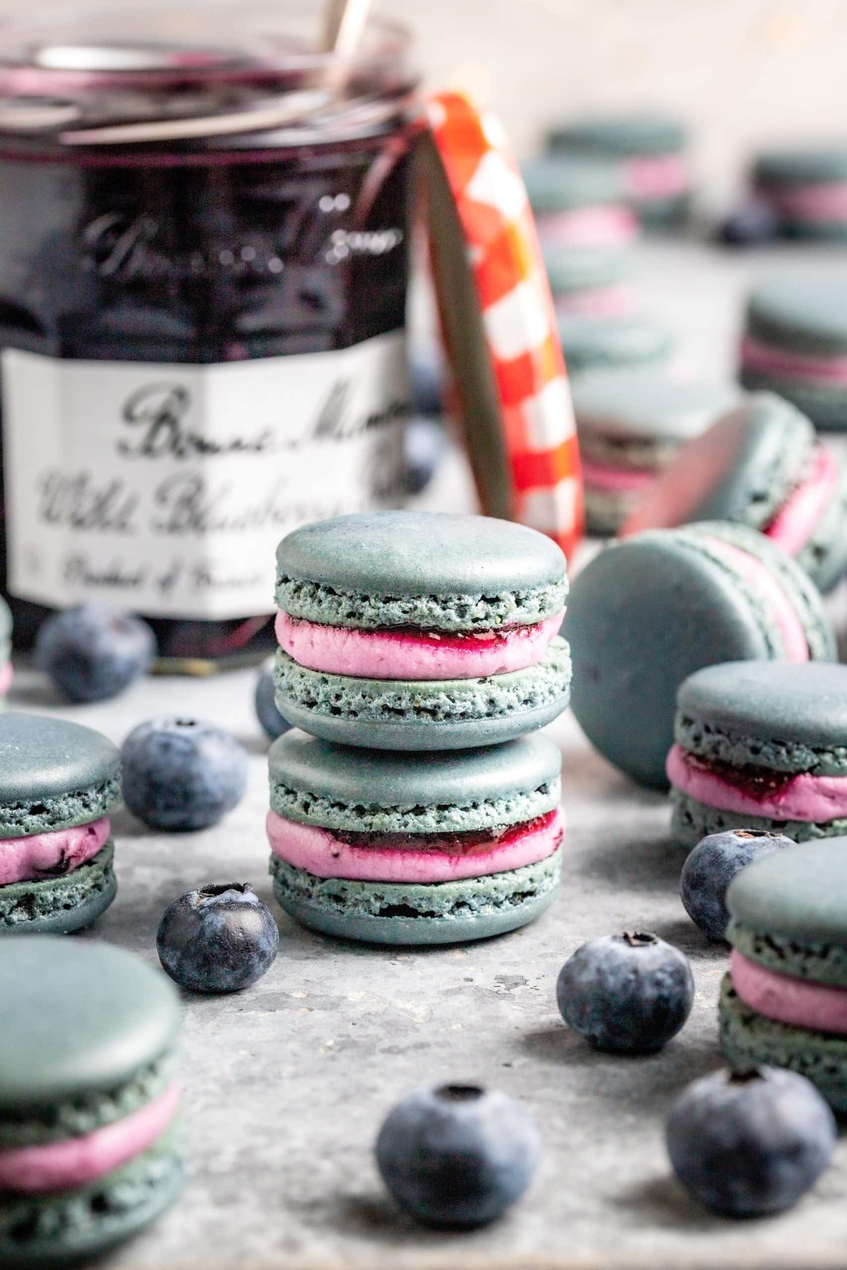 Macaron: Confectionery, Wild blueberry. 1710x2560 HD Wallpaper.