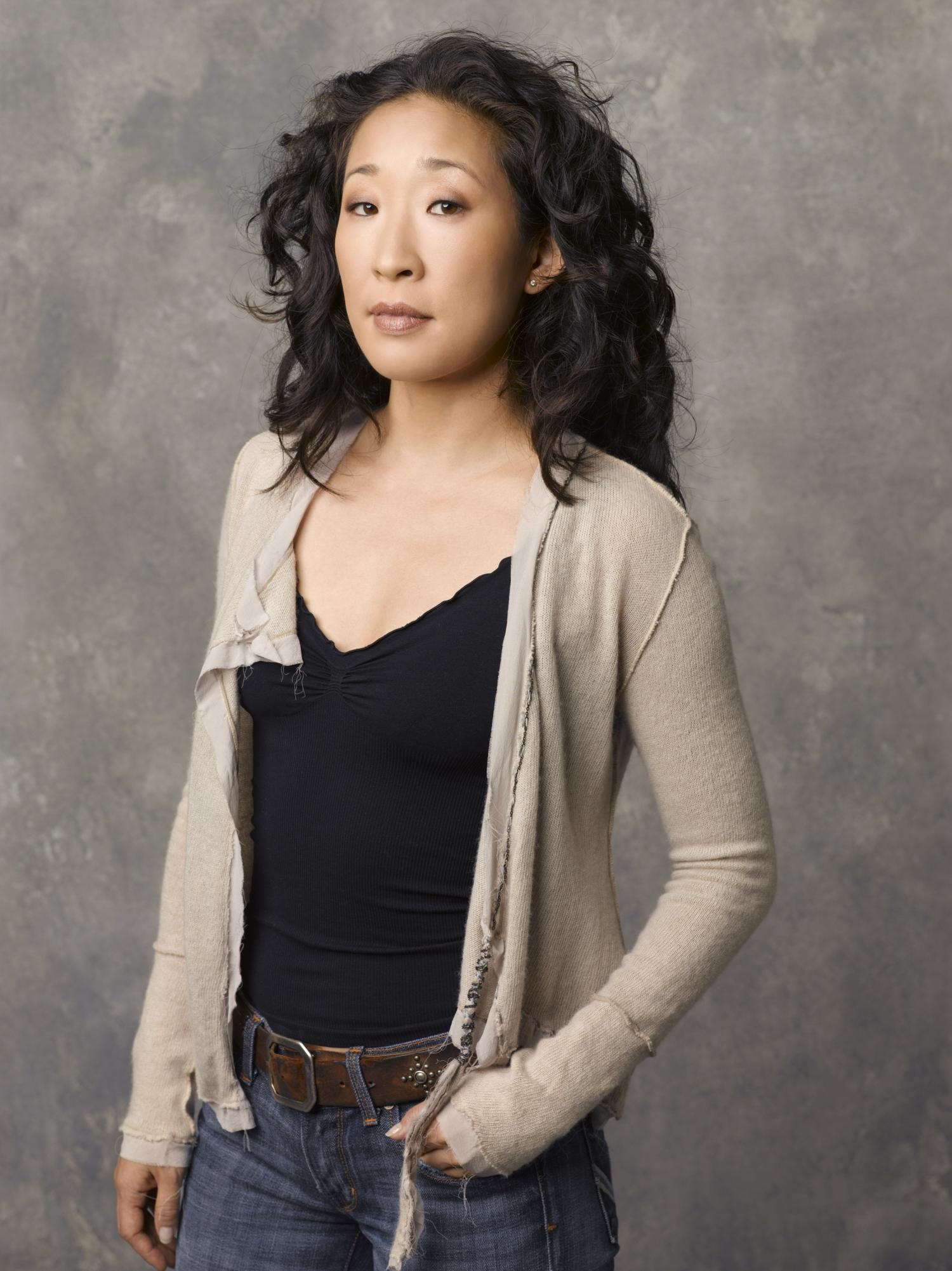 Sandra Oh, Wallpapers posted by Zoey Cunningham, Movie actress, Stunning shots, 1500x2010 HD Phone