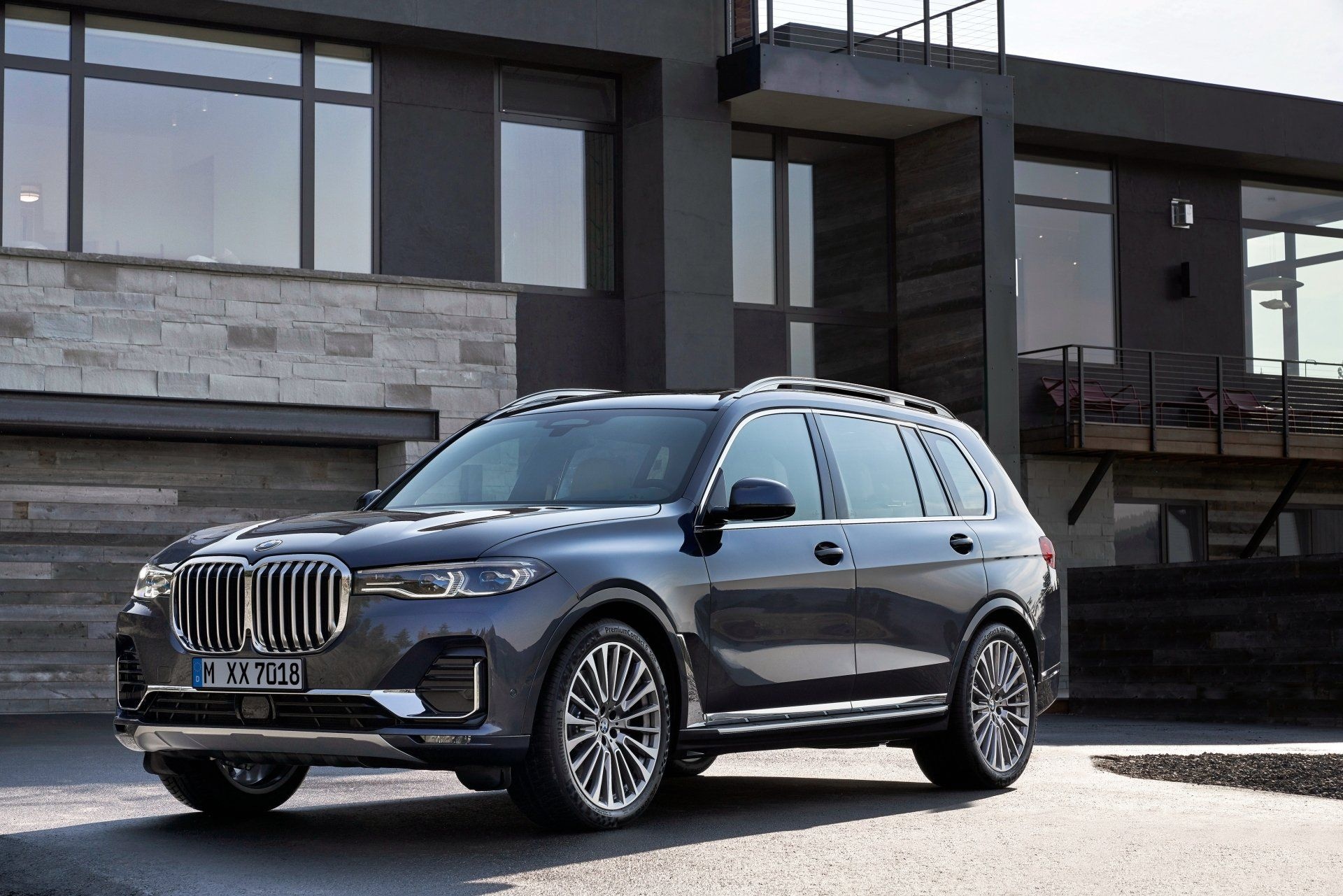 BMW X7, Exquisite luxury, Innovation at its finest, Captivating design, 1920x1290 HD Desktop