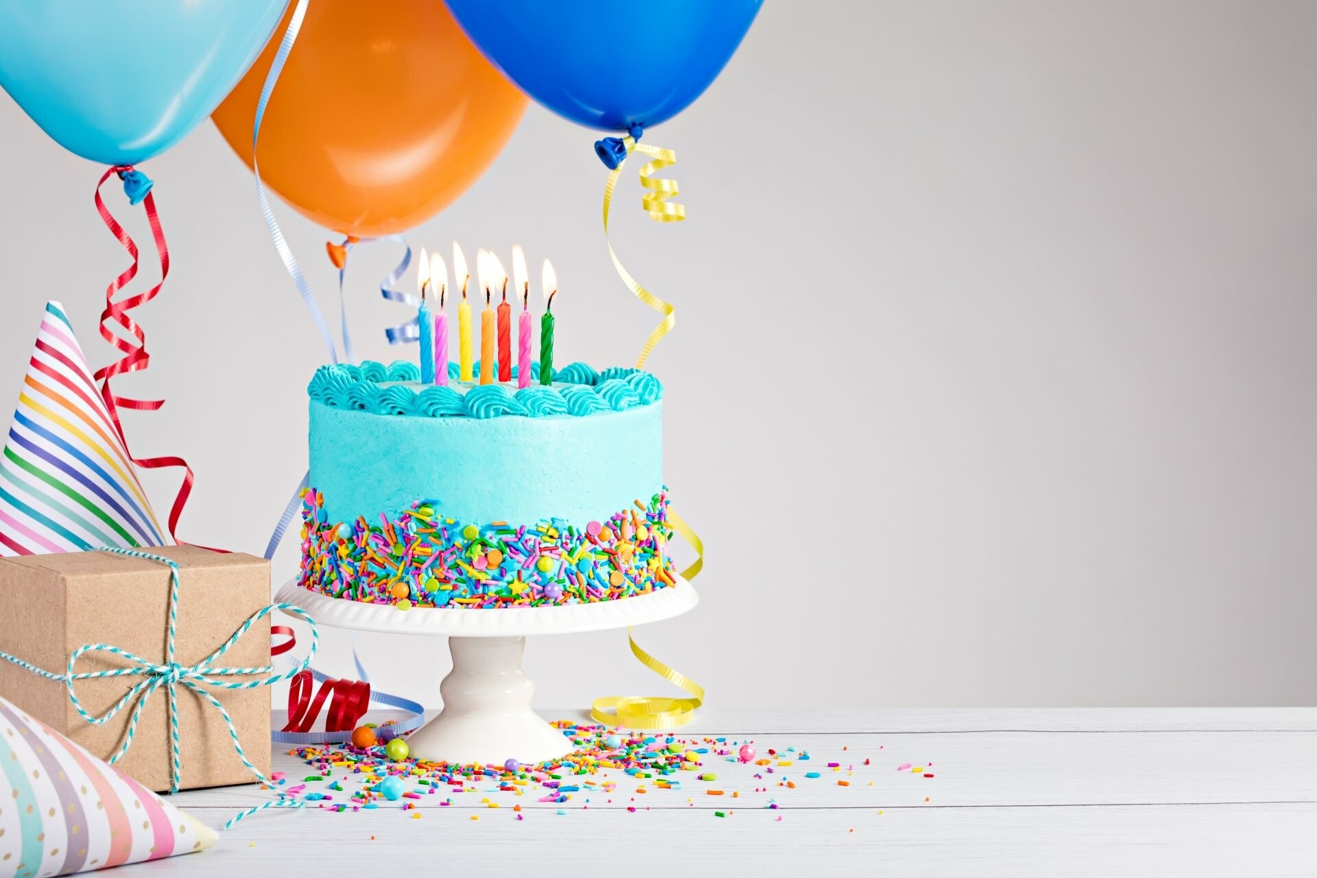Celebration: Cake, Birthday candles, Birthday party. 1920x1280 HD Wallpaper.