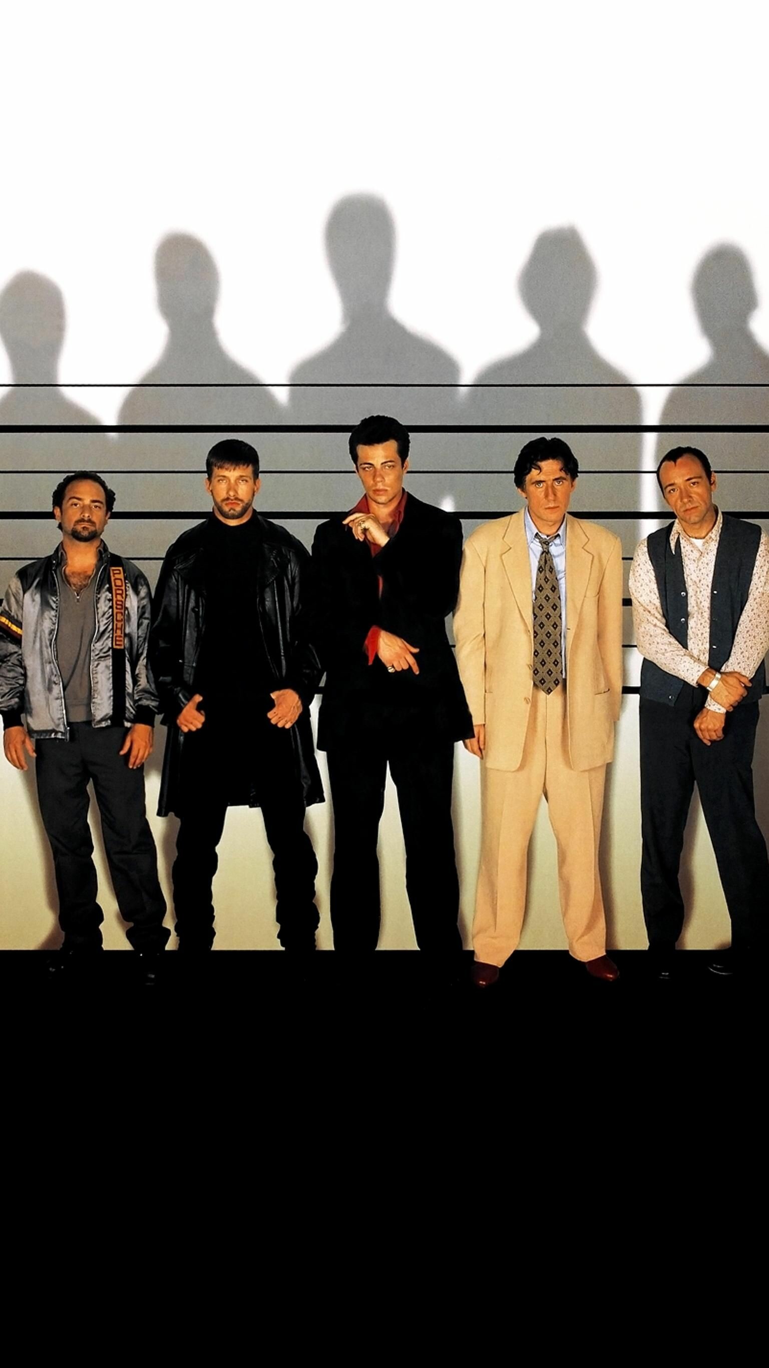The Usual Suspects: The film stars Stephen Baldwin, Gabriel Byrne, Benicio del Toro, Kevin Pollak, and Kevin Spacey. 1540x2740 HD Background.