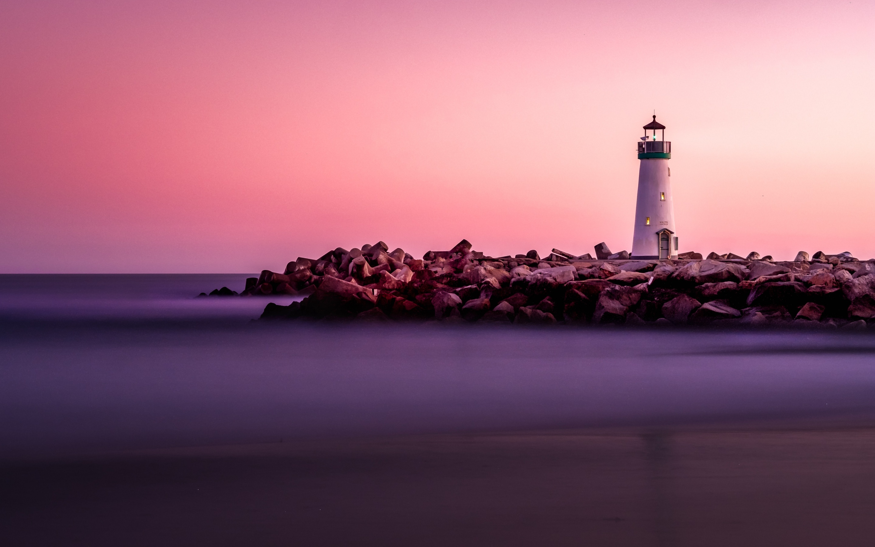 4K lighthouse wallpaper, Pink hour beauty, White beacon, Purple sky, 2880x1800 HD Desktop