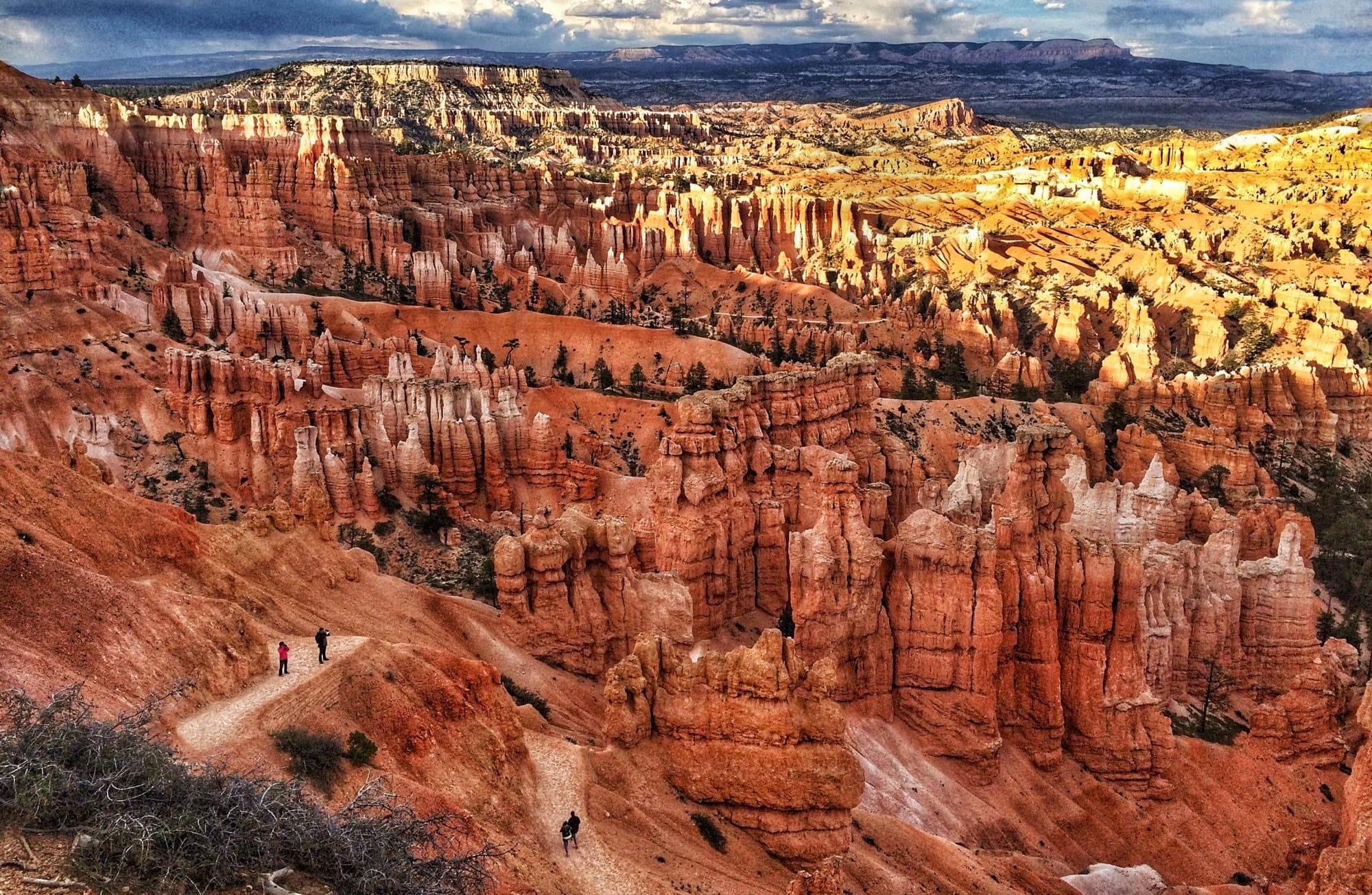 Bryce Canyon National Park, Frozen wonderland, Chilled to the bone, Winter adventure, 2000x1310 HD Desktop