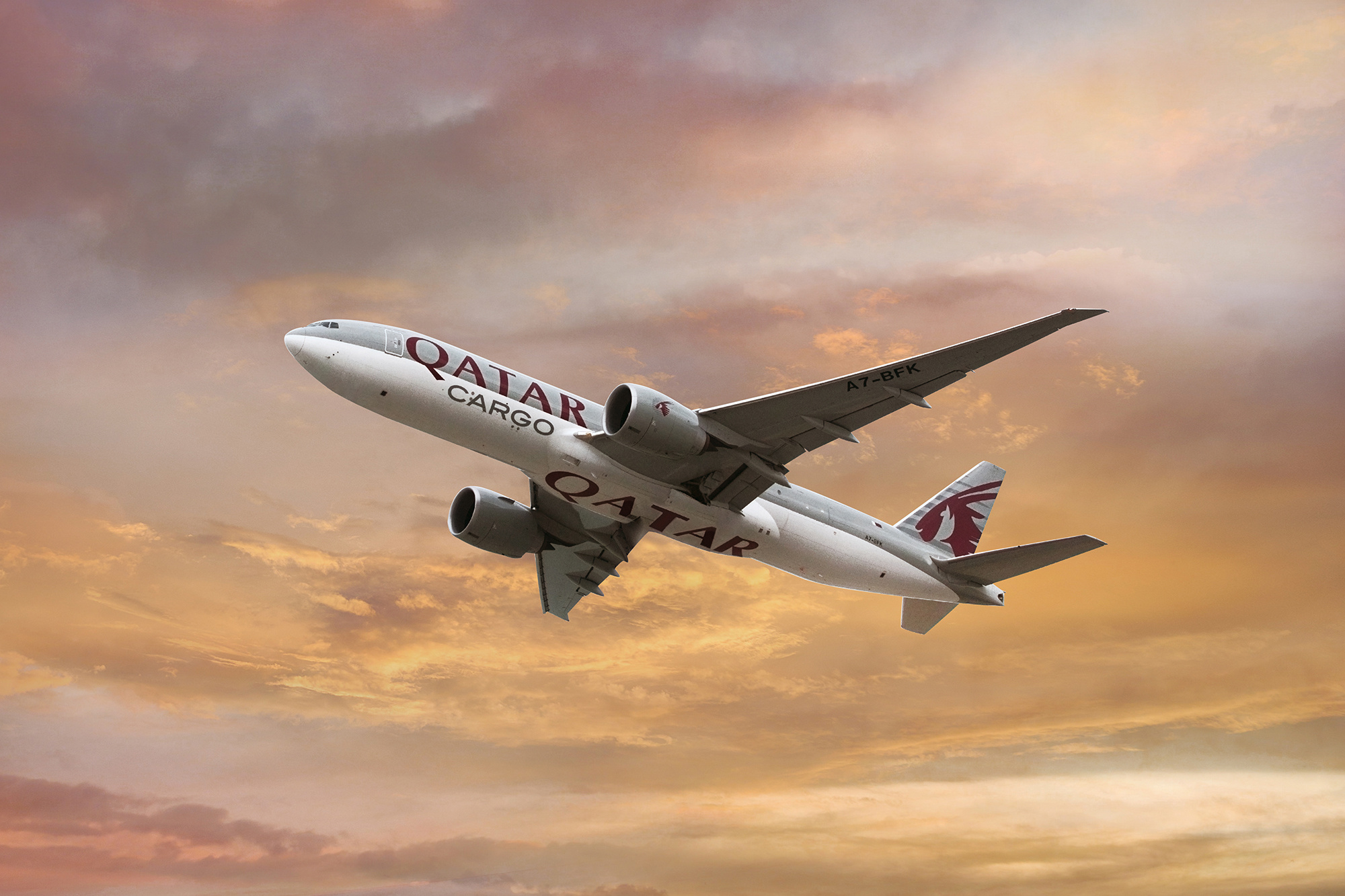 Qatar Airways, Travels, Air cargo, UNICEF collaboration, 2000x1340 HD Desktop