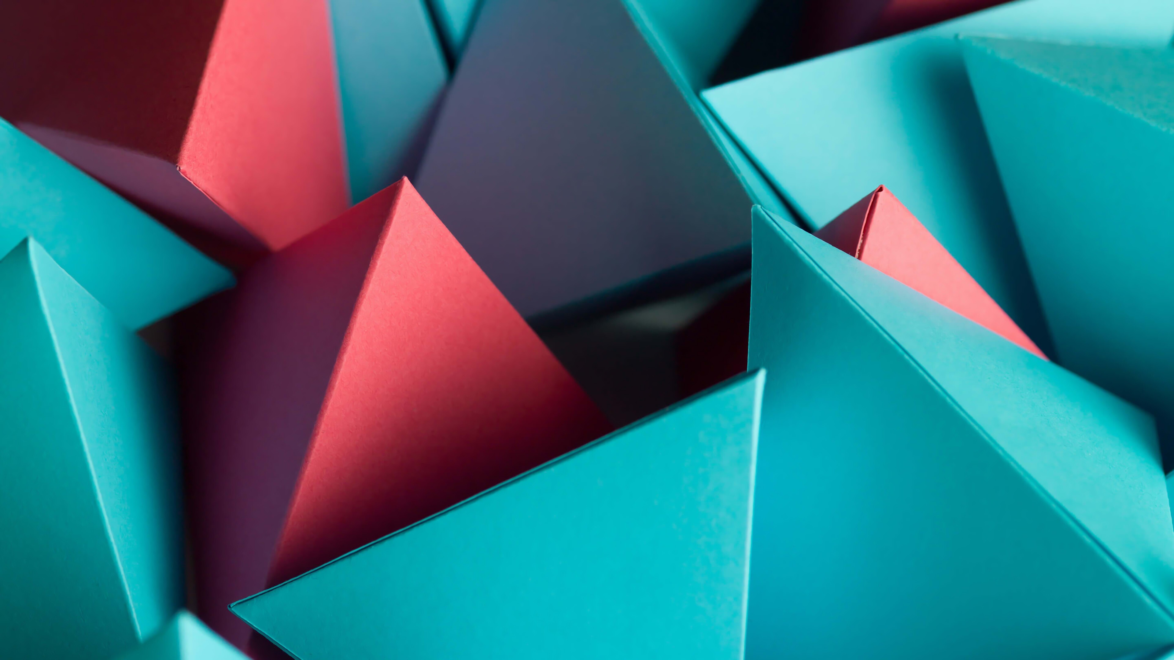 Triangle: Polyhedrons, Abstract, Three-dimensional shapes, Pyramids. 3840x2160 4K Wallpaper.