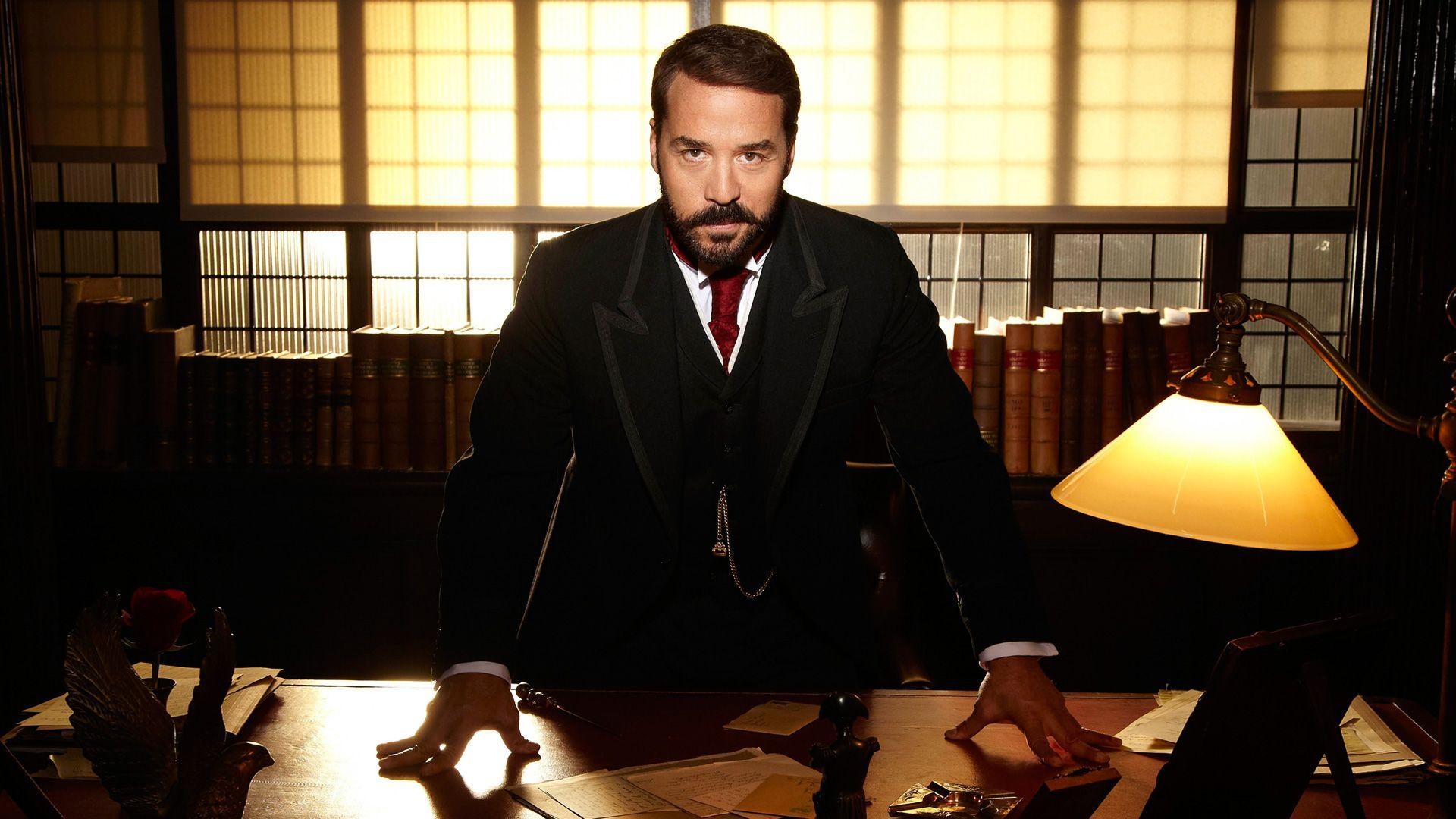 Jeremy Piven: A British period drama television series Based on	Shopping, Seduction & Mr Selfridge by Lindy Woodhead. 1920x1080 Full HD Wallpaper.