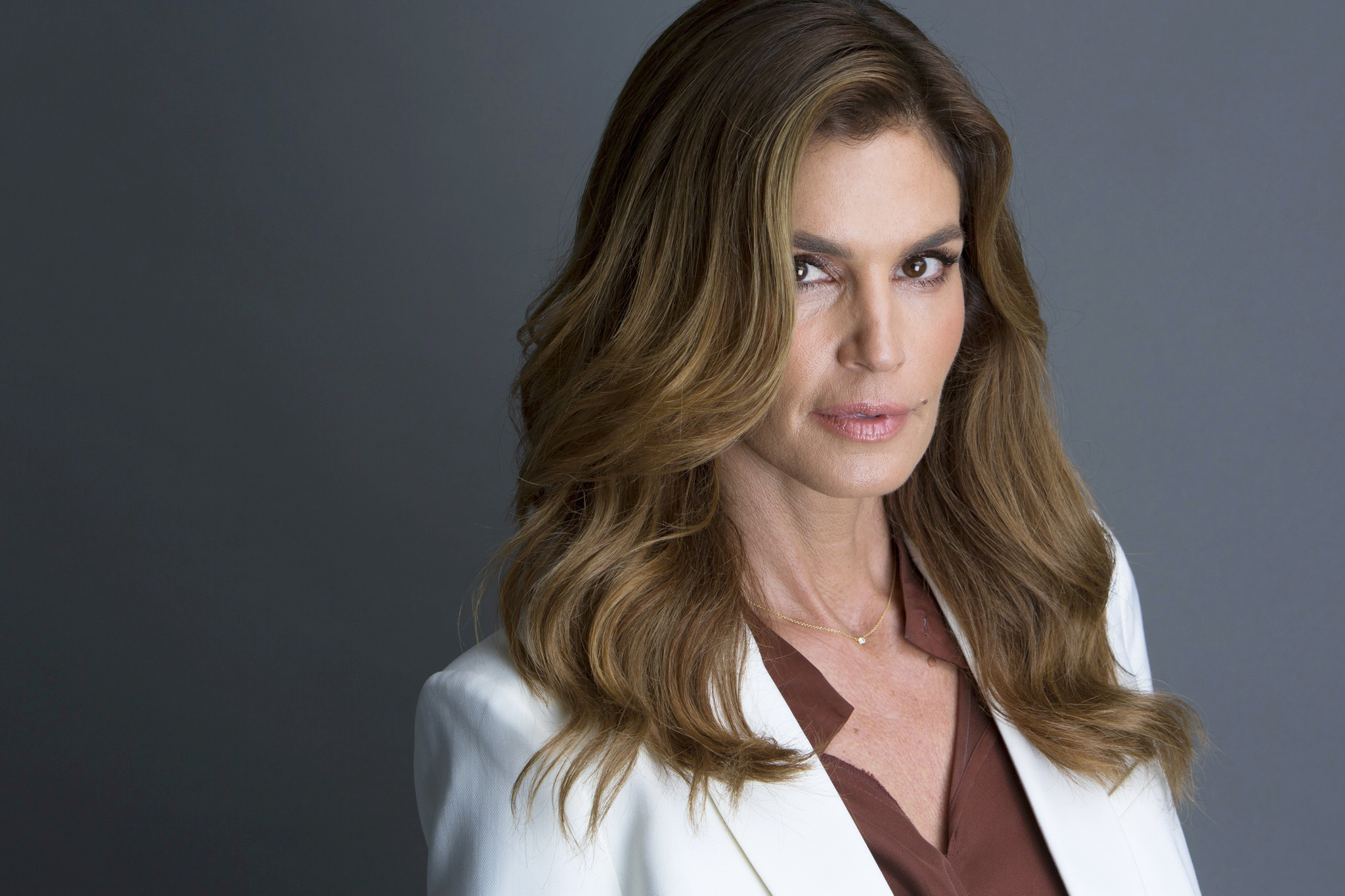 Cindy Crawford, Iconic supermodel, Timeless beauty, Fashion industry, 2050x1370 HD Desktop