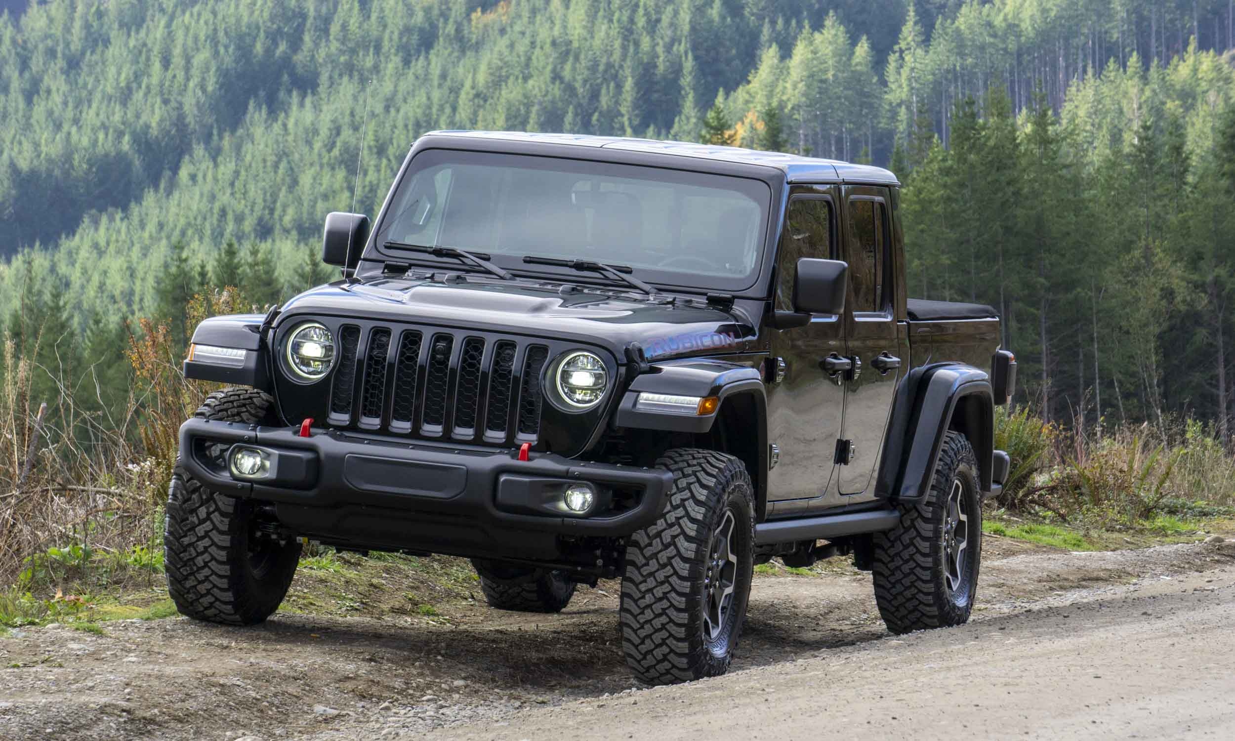 Jeep Gladiator, Dominating diesel power, Unmatched capability, Unforgettable driving experience, 2500x1500 HD Desktop