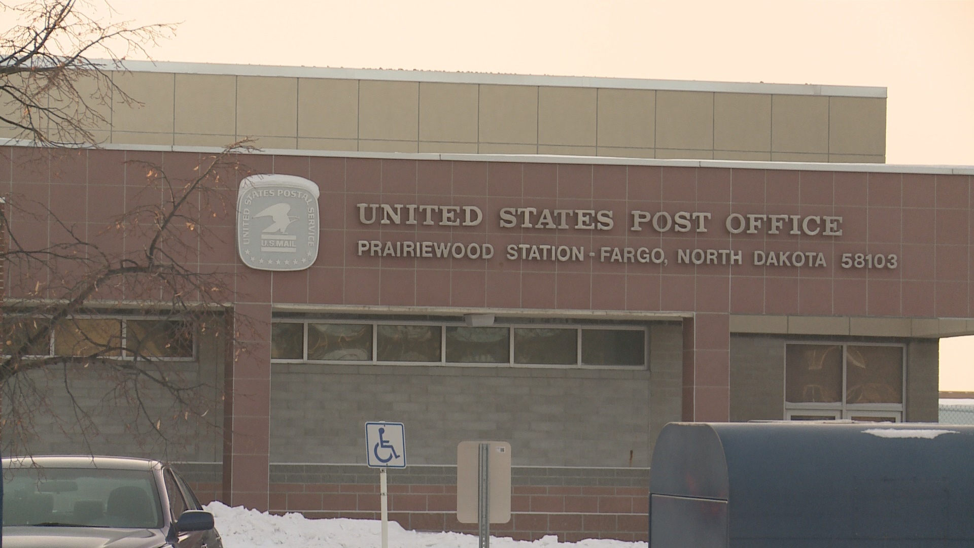 Fargo, North Dakota, Misplaced mail, Prairiewood post office, 1920x1080 Full HD Desktop