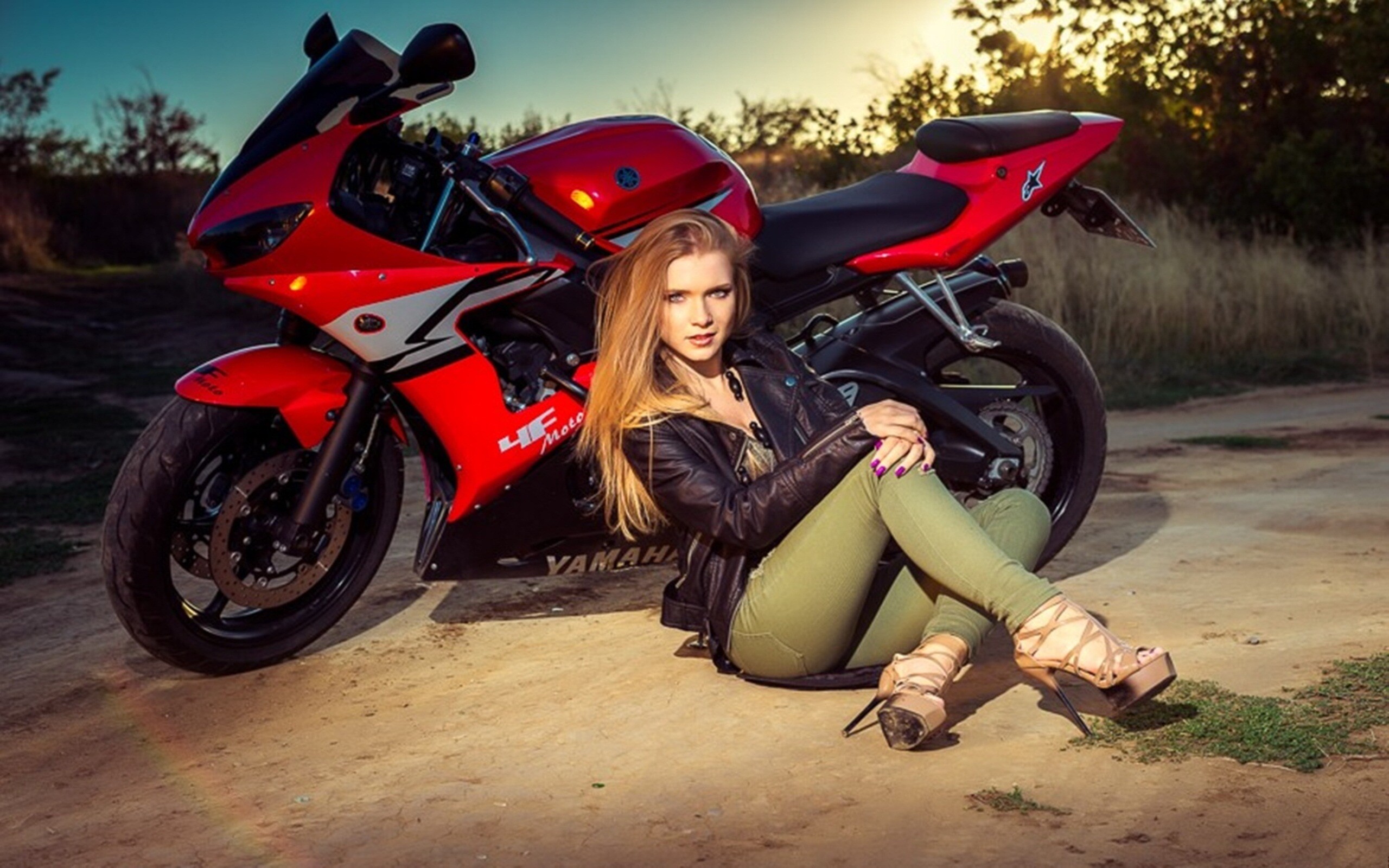 Girls and Motorcycles: Yamaha, Impressive technology, Full package, Chassis, Suspension, A sunset motorbike ride. 2560x1600 HD Wallpaper.