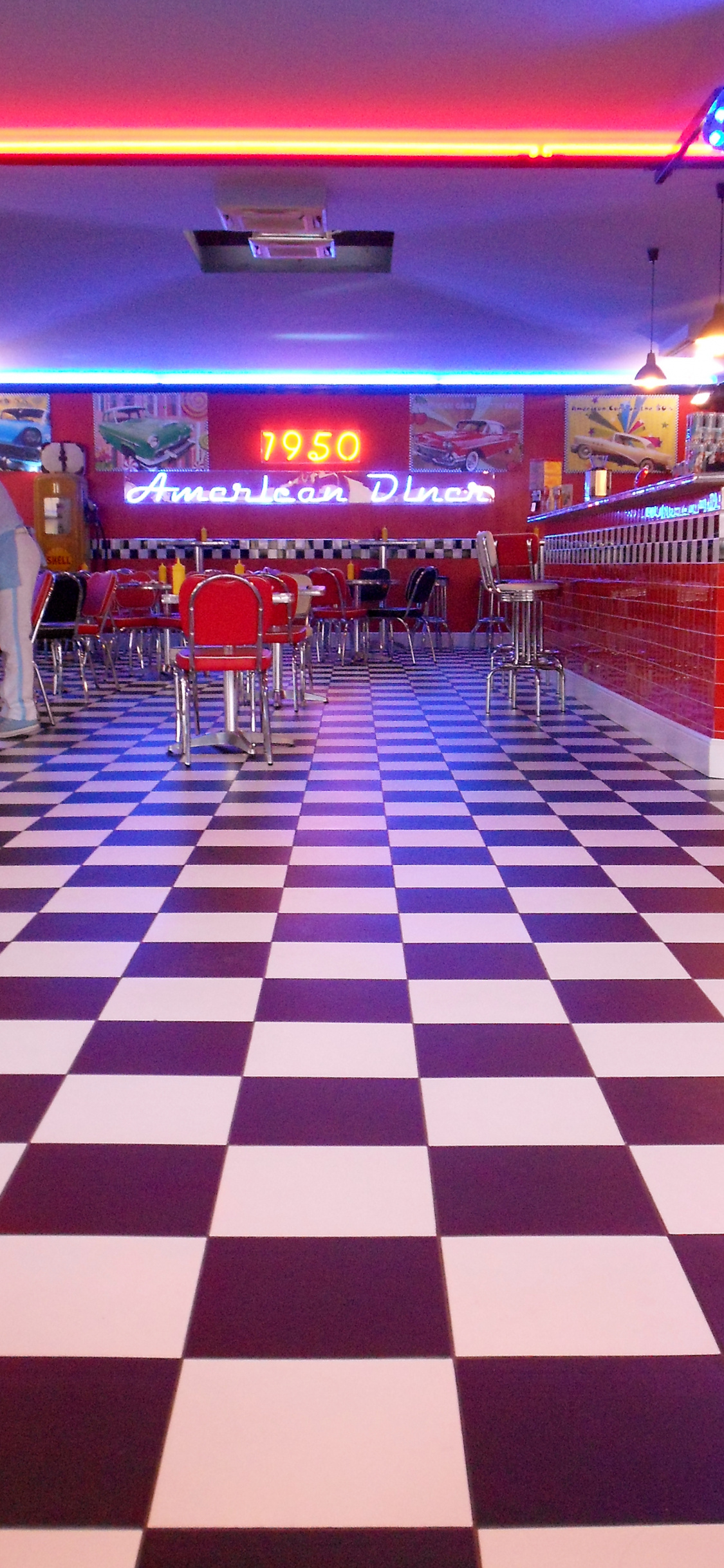 Retro diner vibes, Atomic era nostalgia, 1950s aesthetics, Vintage wallpaper, 1130x2440 HD Handy