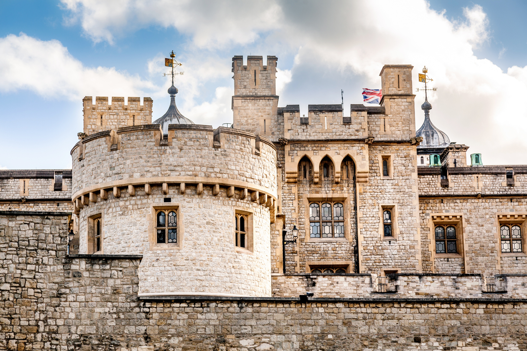 Tower of London, Complete visitor's guide, London's must-see, Budget-friendly, 2130x1420 HD Desktop