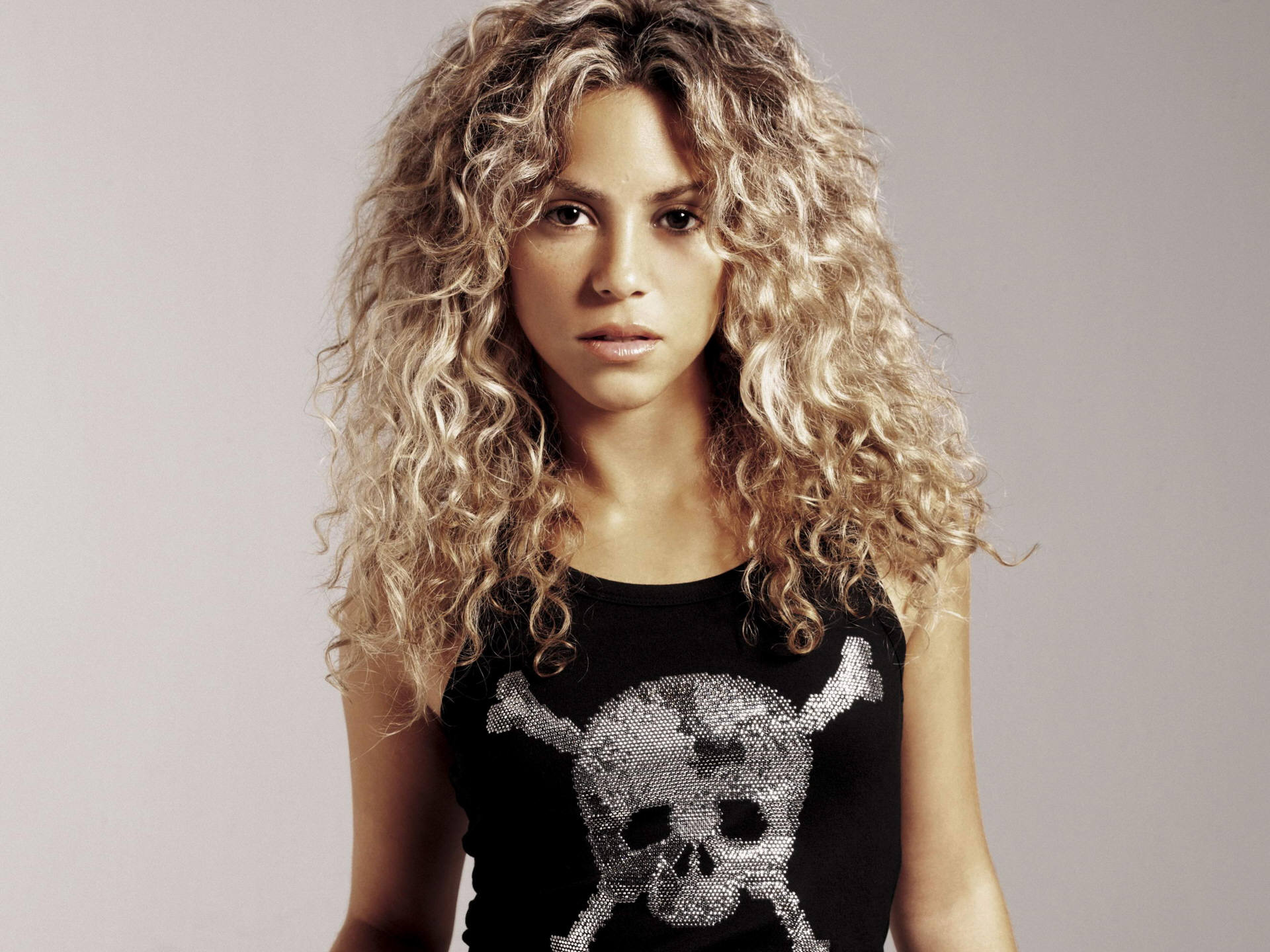 Shakira, Music wallpapers, HQ pictures, Mesmerizing beauty, 1920x1440 HD Desktop