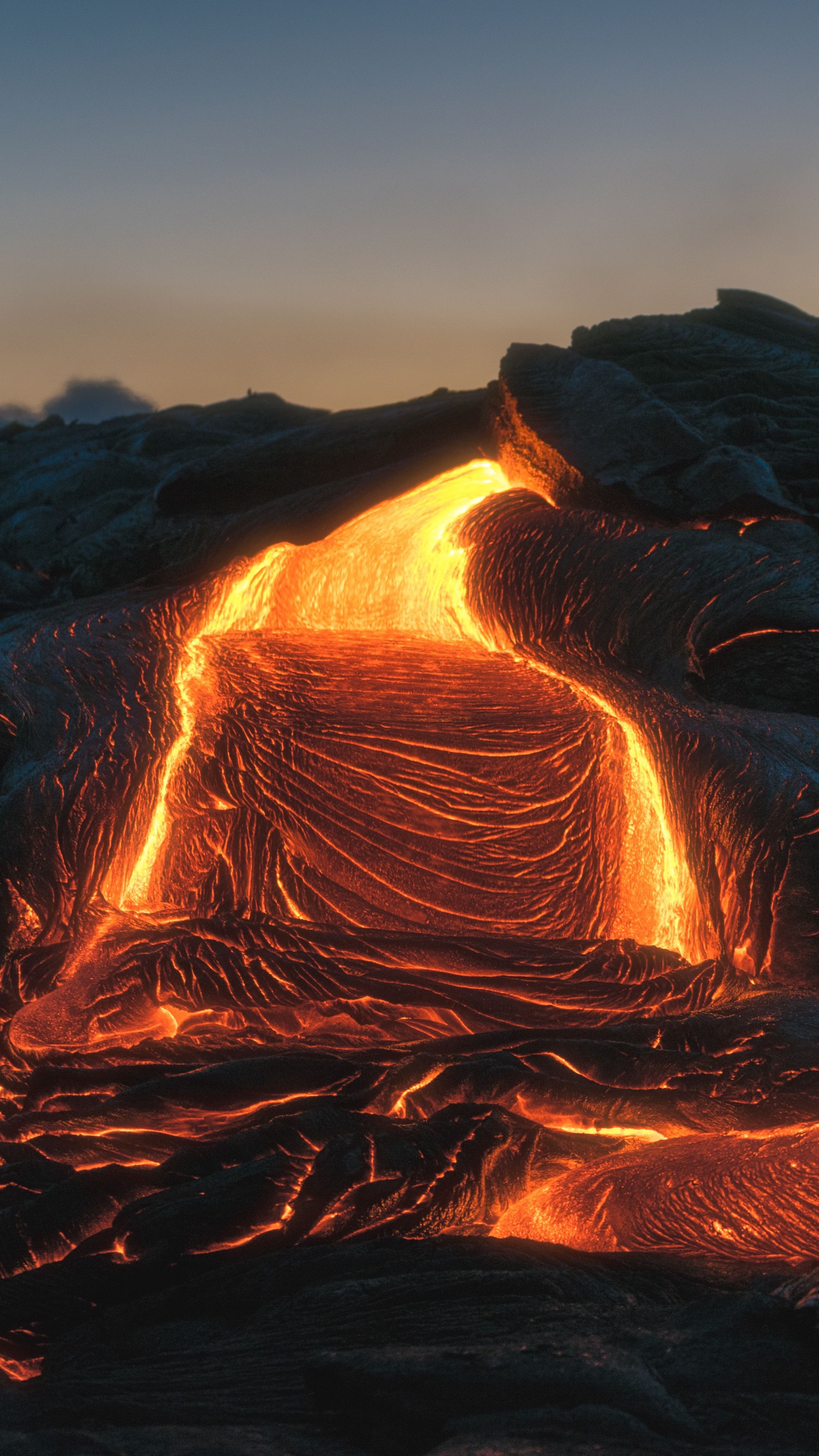 Hawaii Volcanoes National Park, Anitha Sampath's wallpapers, Free backgrounds, Natural escapades, 2160x3840 4K Phone