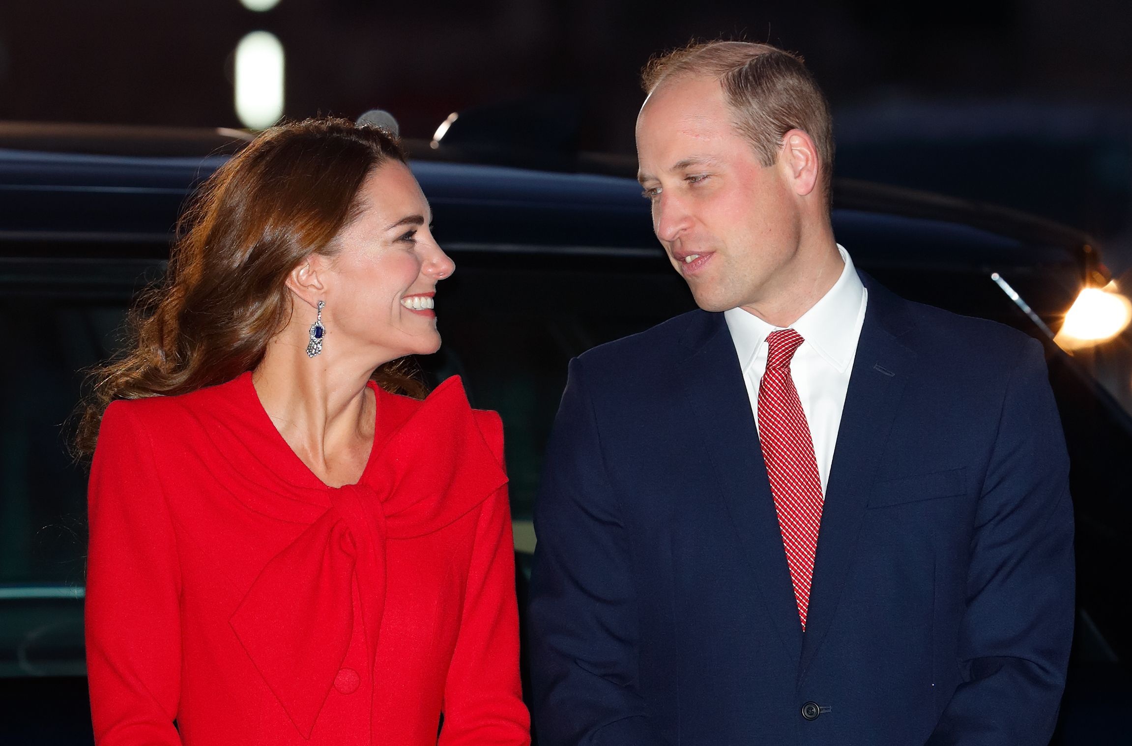 Prince William, Kate Middleton, Loved-up pictures, Happiness, 2310x1520 HD Desktop