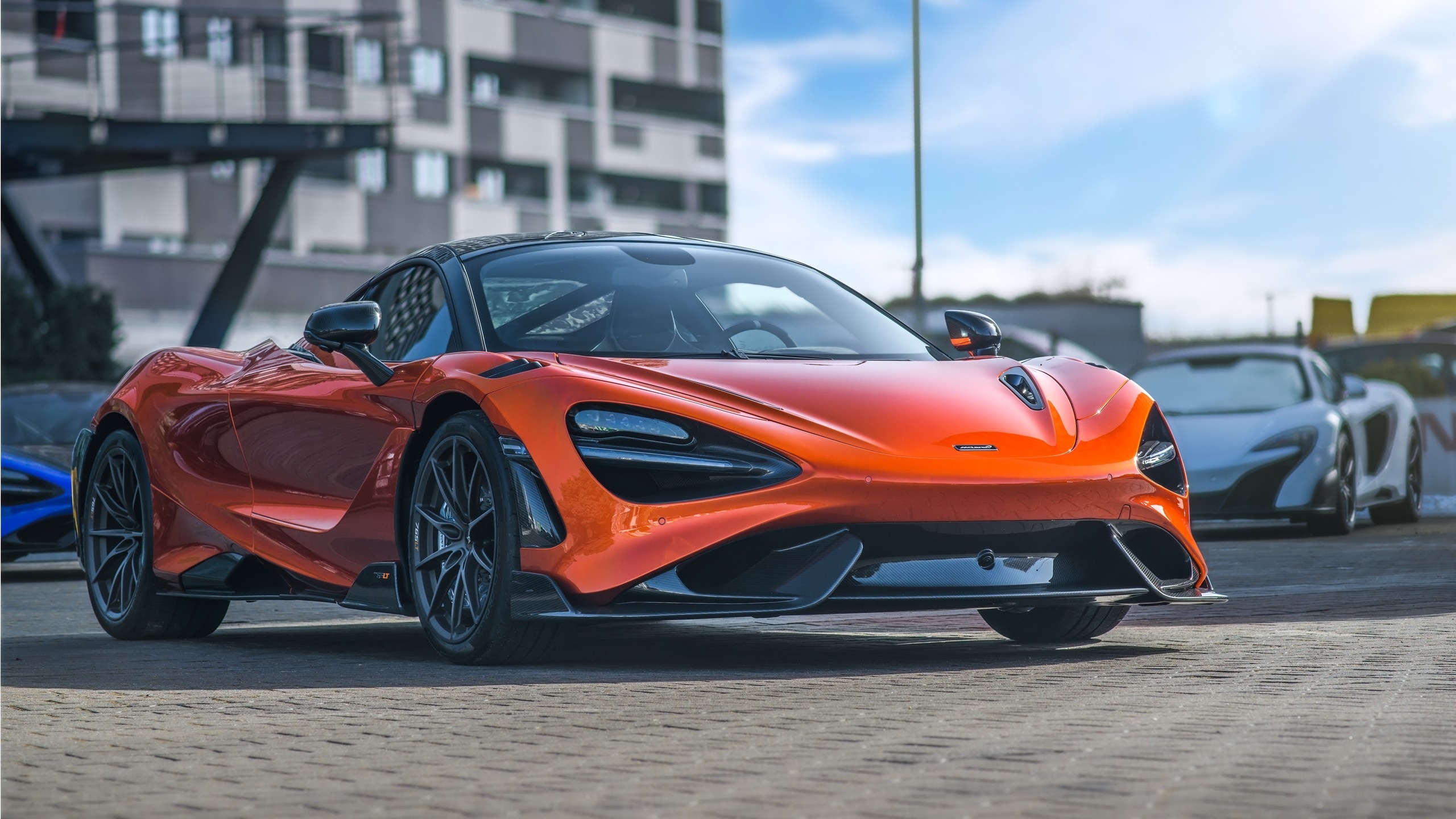 McLaren 765LT, Orange beauty, Free car wallpaper, 2560x1440 HD Desktop
