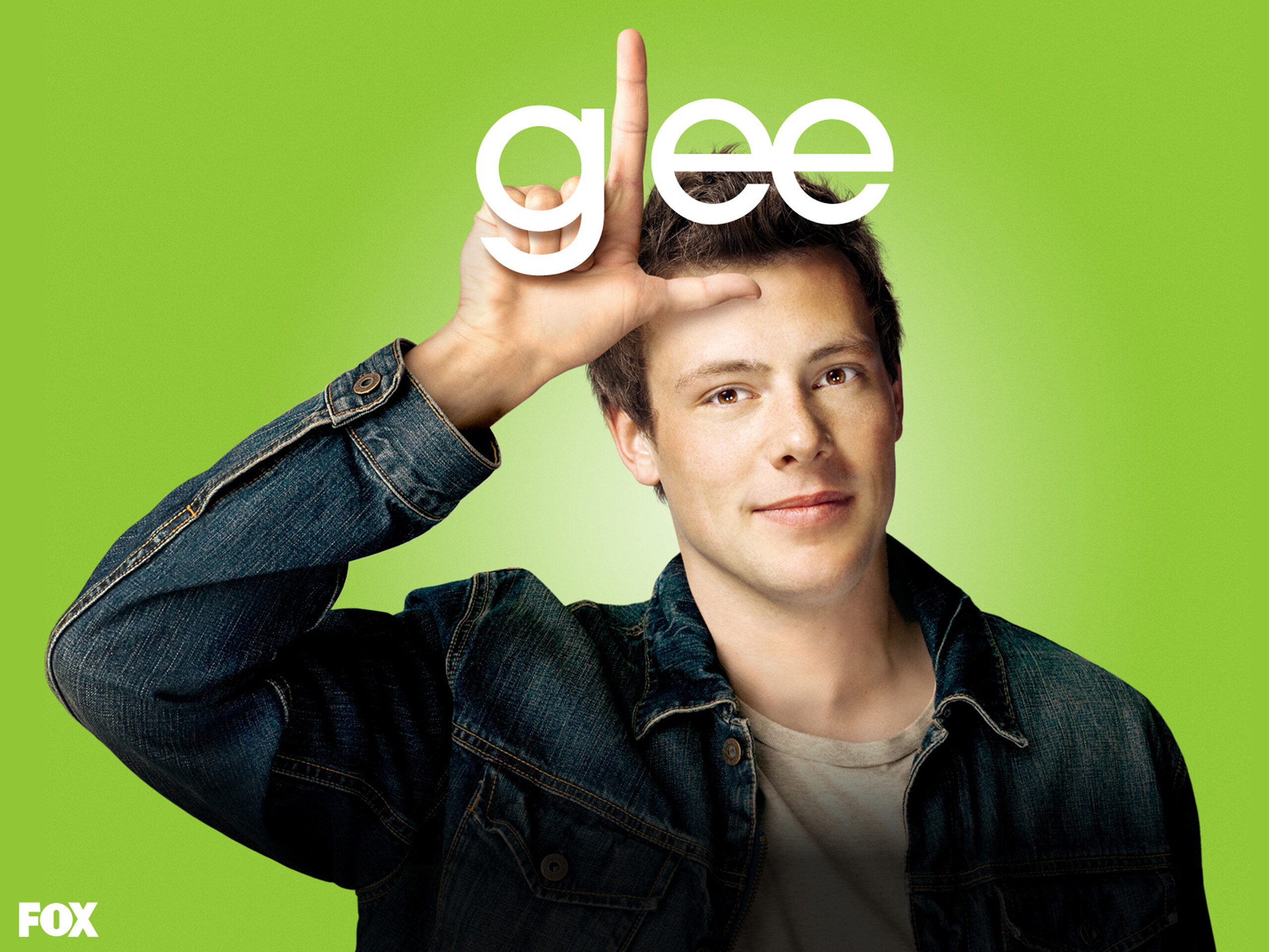 Glee (TV series): Cory Monteith as Finn Hudson, Initially the quarterback of high school football team. 2560x1920 HD Wallpaper.