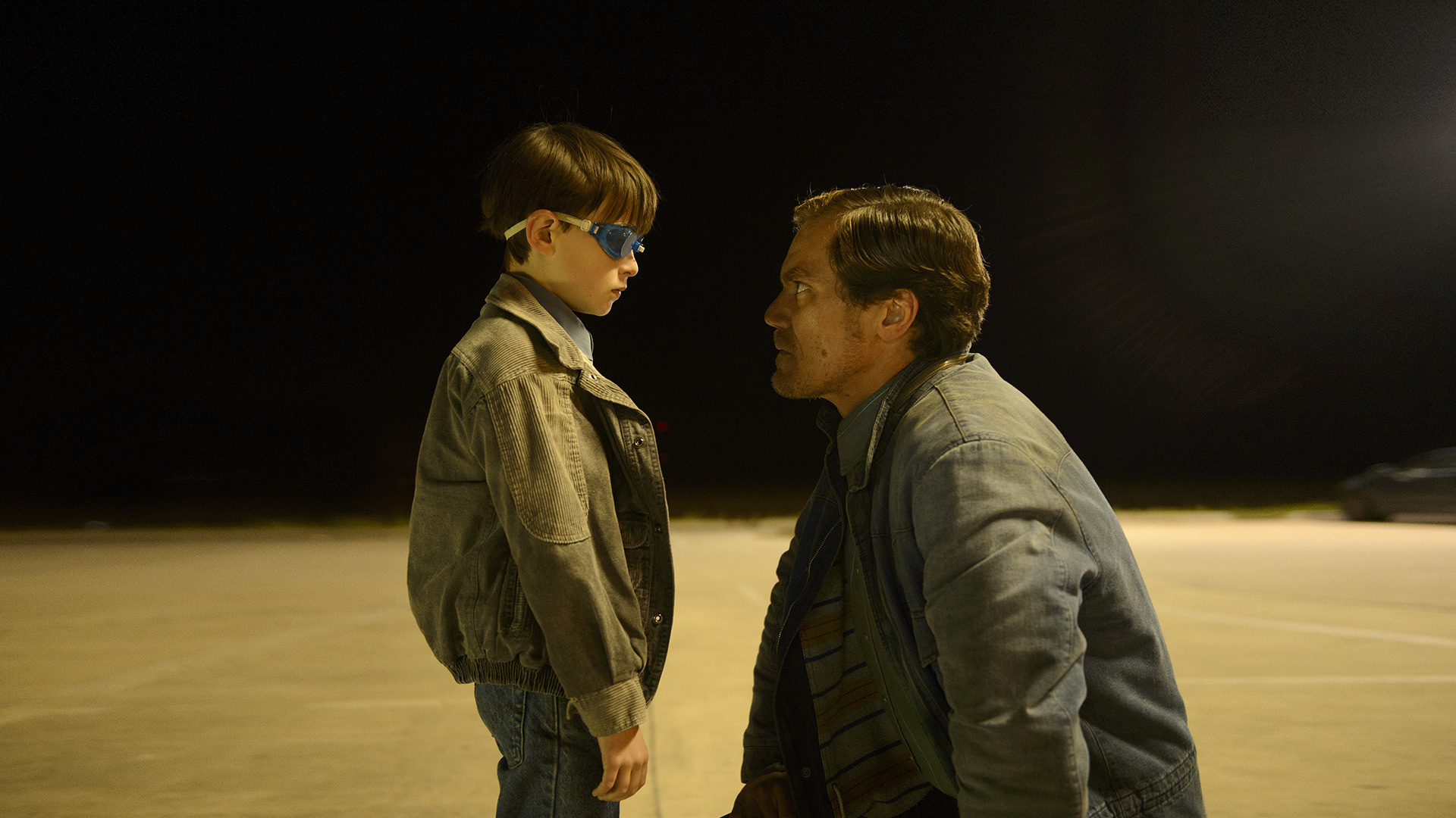 Michael Shannon: Midnight Special, An American science fiction 2016 film, Written and directed by Jeff Nichols, Produced by Sarah Green and Brian Kavanaugh-Jones. 1920x1080 Full HD Wallpaper.