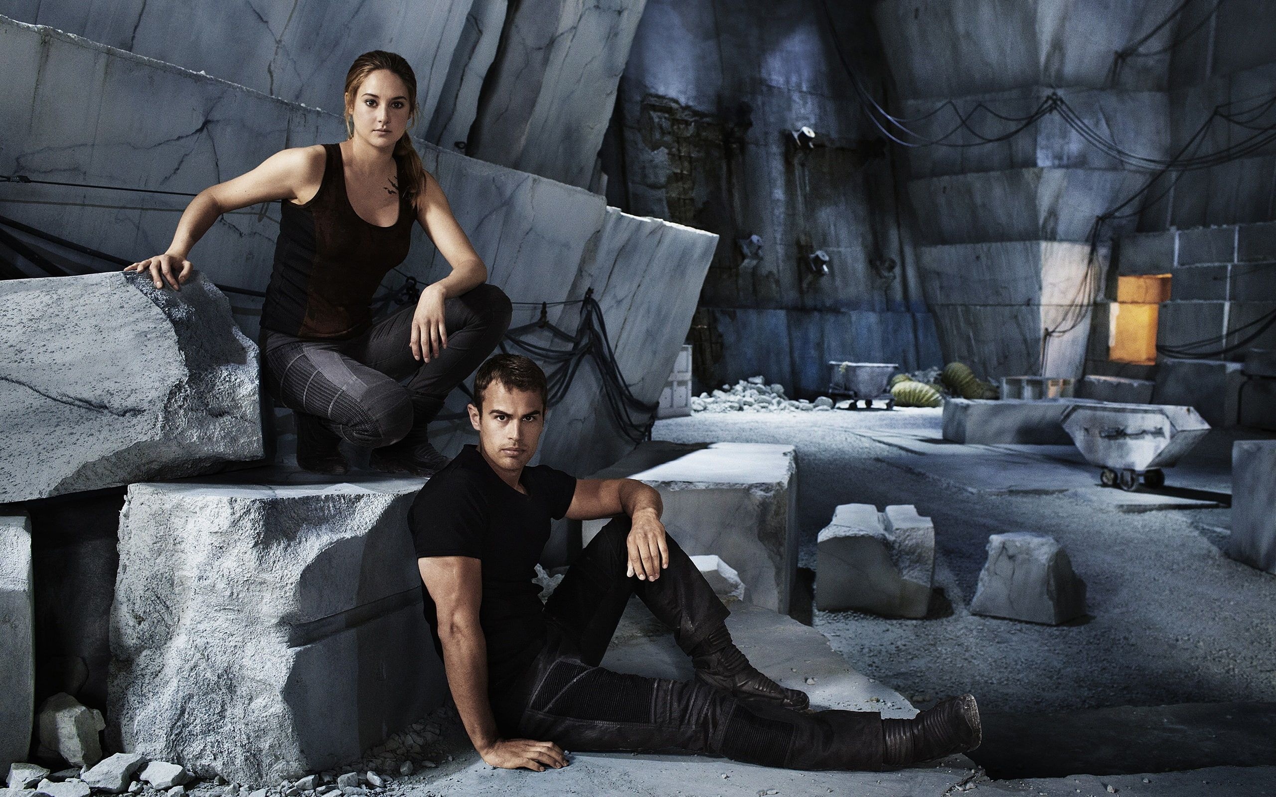 Four and Tris, Divergent movie, Shailene Woodley, Theo James, 2560x1600 HD Desktop