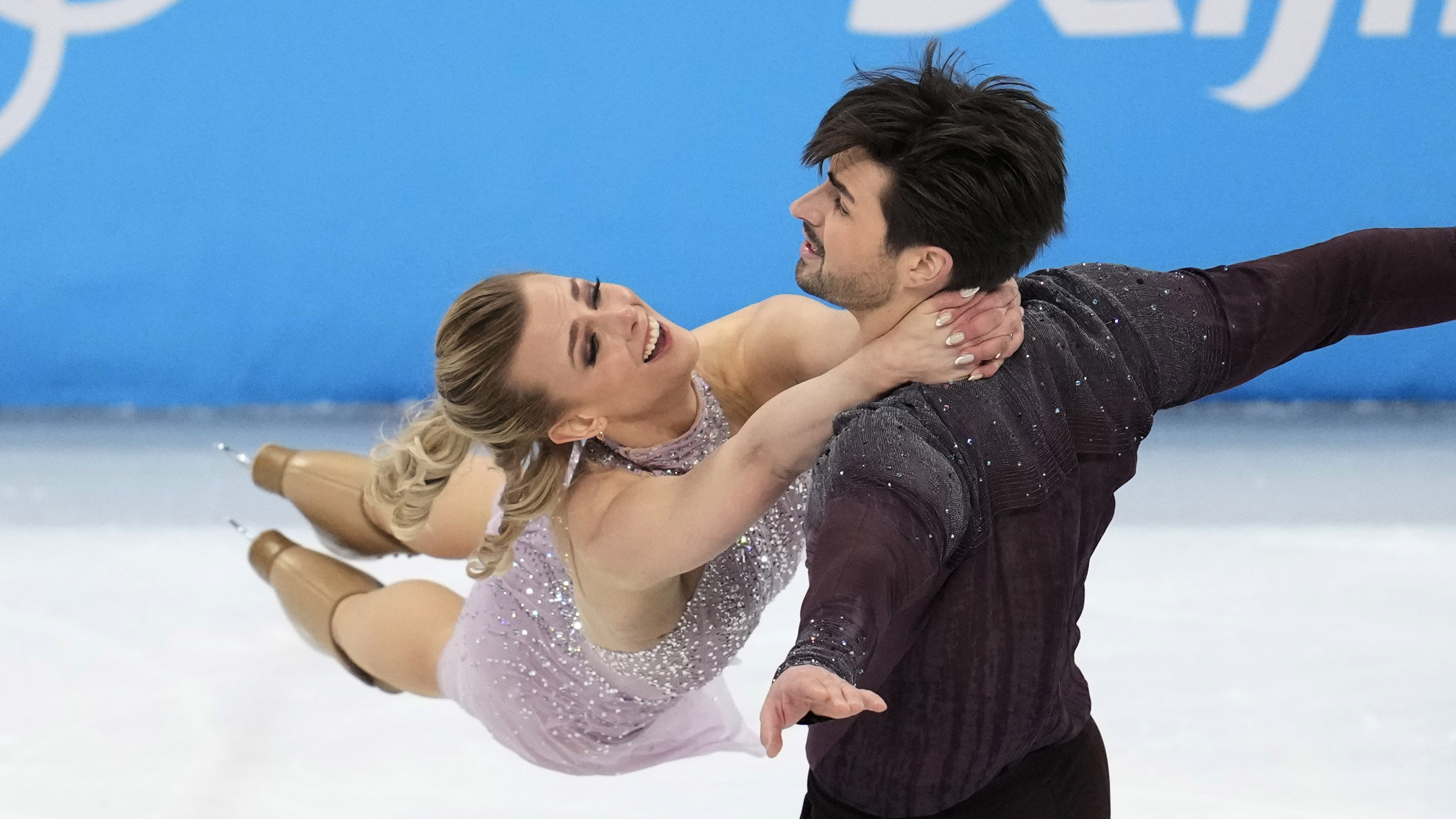 Ice Dancing: Madison Hubbell and Zachary Donohue, Olympic bronze, Final season. 3840x2160 4K Wallpaper.