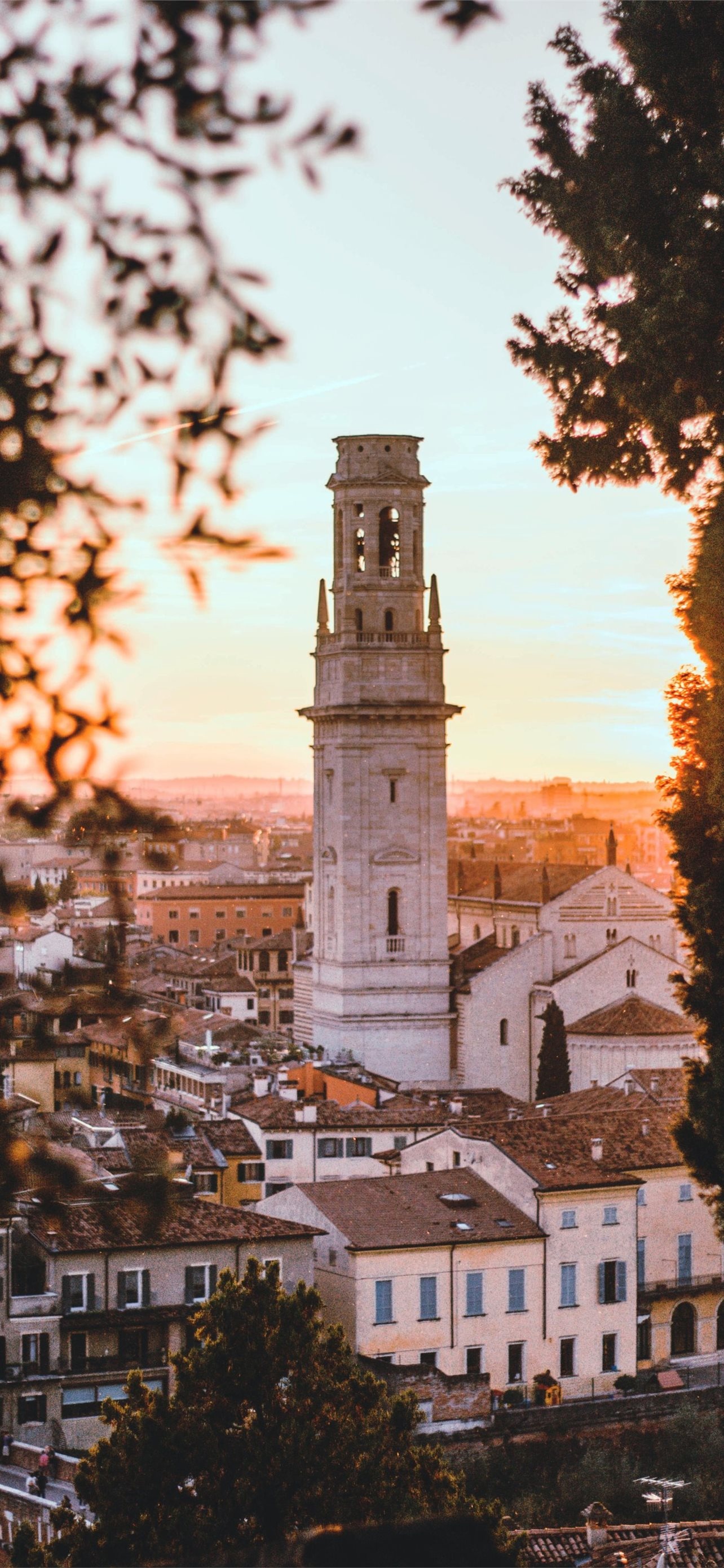Verona, Italy, iPhone wallpapers, Stunning visuals, 1290x2780 HD Handy