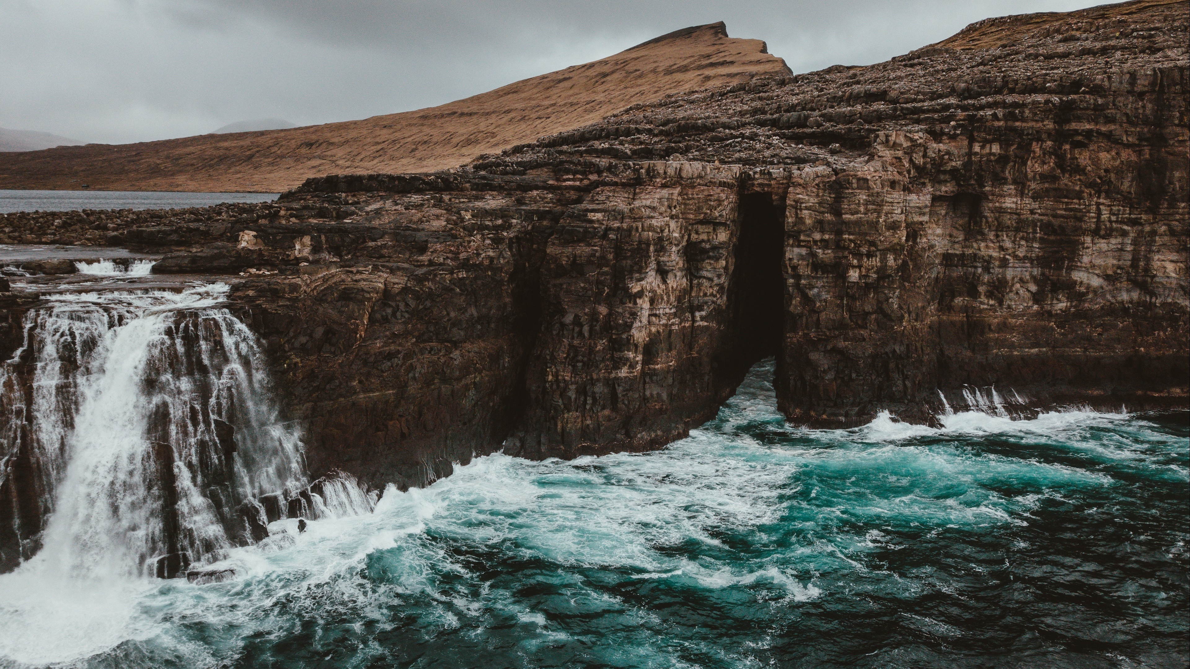 Faroe Islands, Srvgsvatn lake, Wallpaper backiee, 3840x2160 4K Desktop