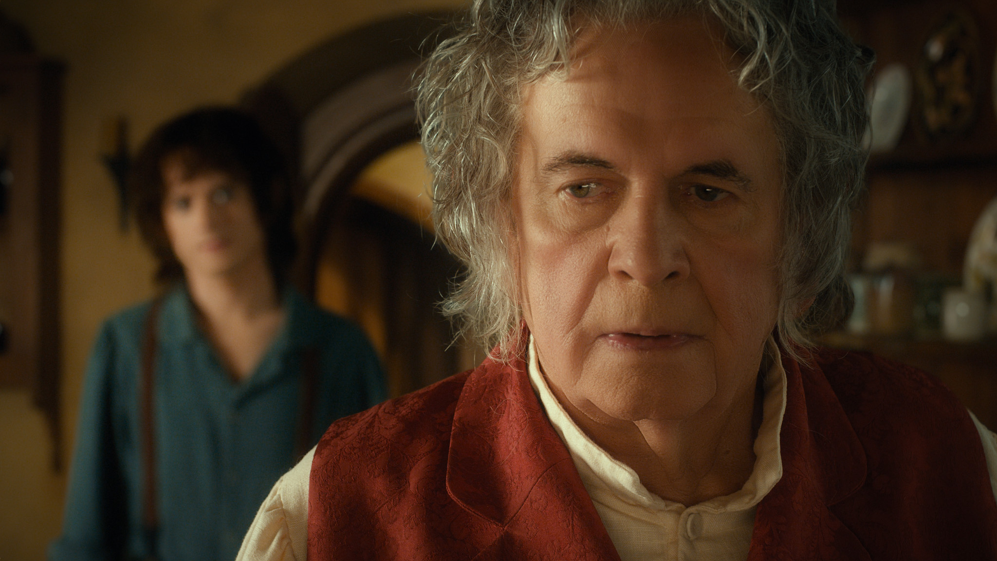 Bilbo and Frodo Baggins, Endearing friendship, Lord of the Rings, Heartwarming connection, 2050x1160 HD Desktop