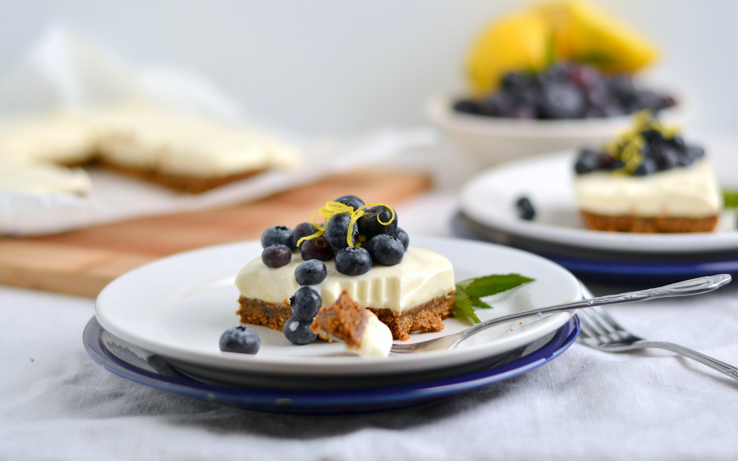 Cheesecake: A featured dessert item at restaurants around the world. 2560x1600 HD Background.
