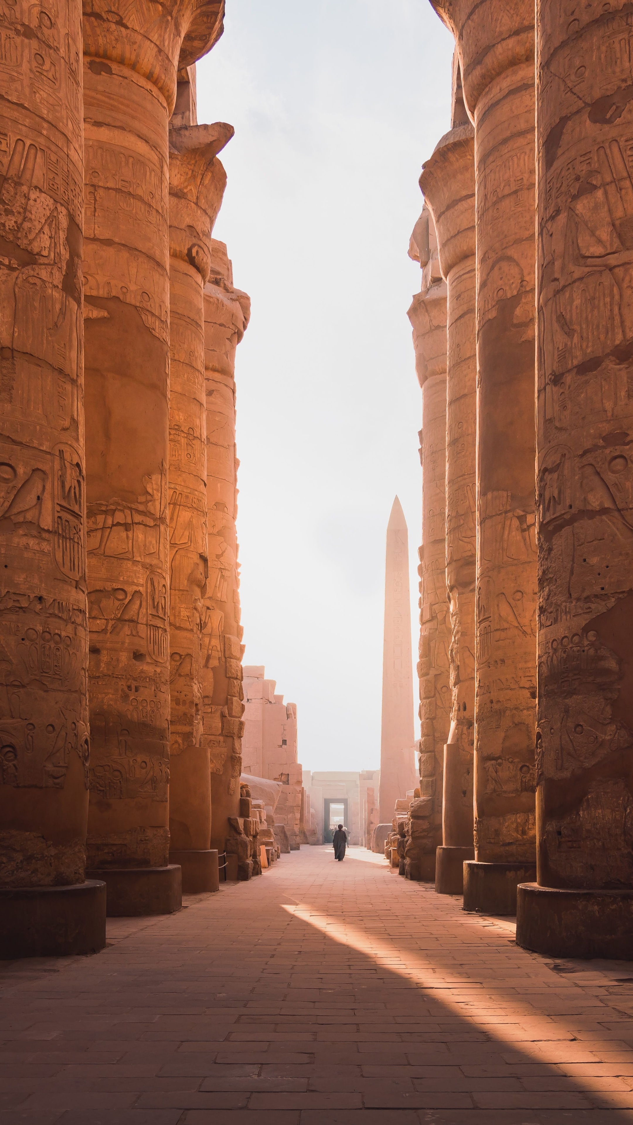 Luxor Temple, Ancient Egyptian architecture, Cultural heritage, Travel destination, 2160x3840 4K Handy
