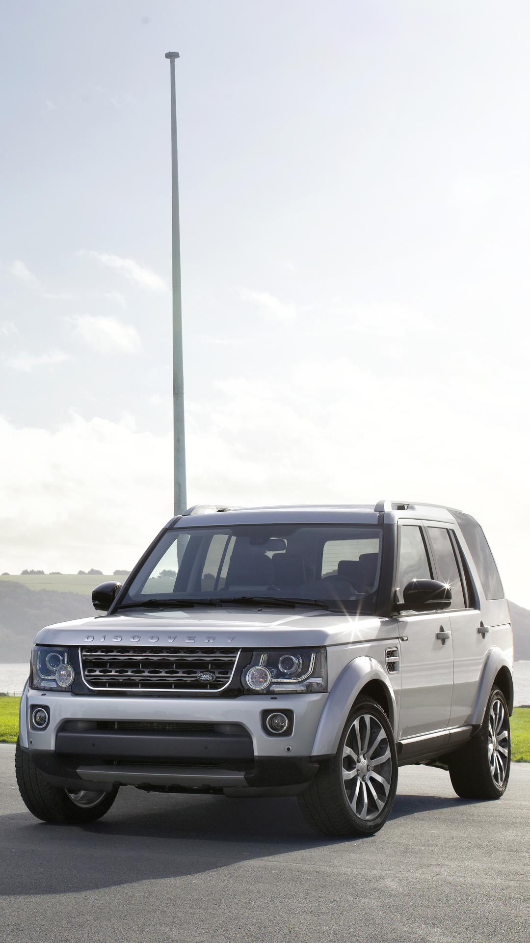 Land Rover Discovery, Reliable SUV, Land Rover quality, 1080x1920 Full HD Phone