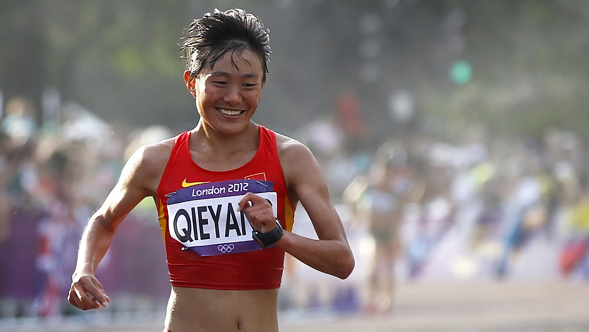 Qieyang Shenjie, Road racing star, Speedy walker, Endurance queen, 2460x1390 HD Desktop