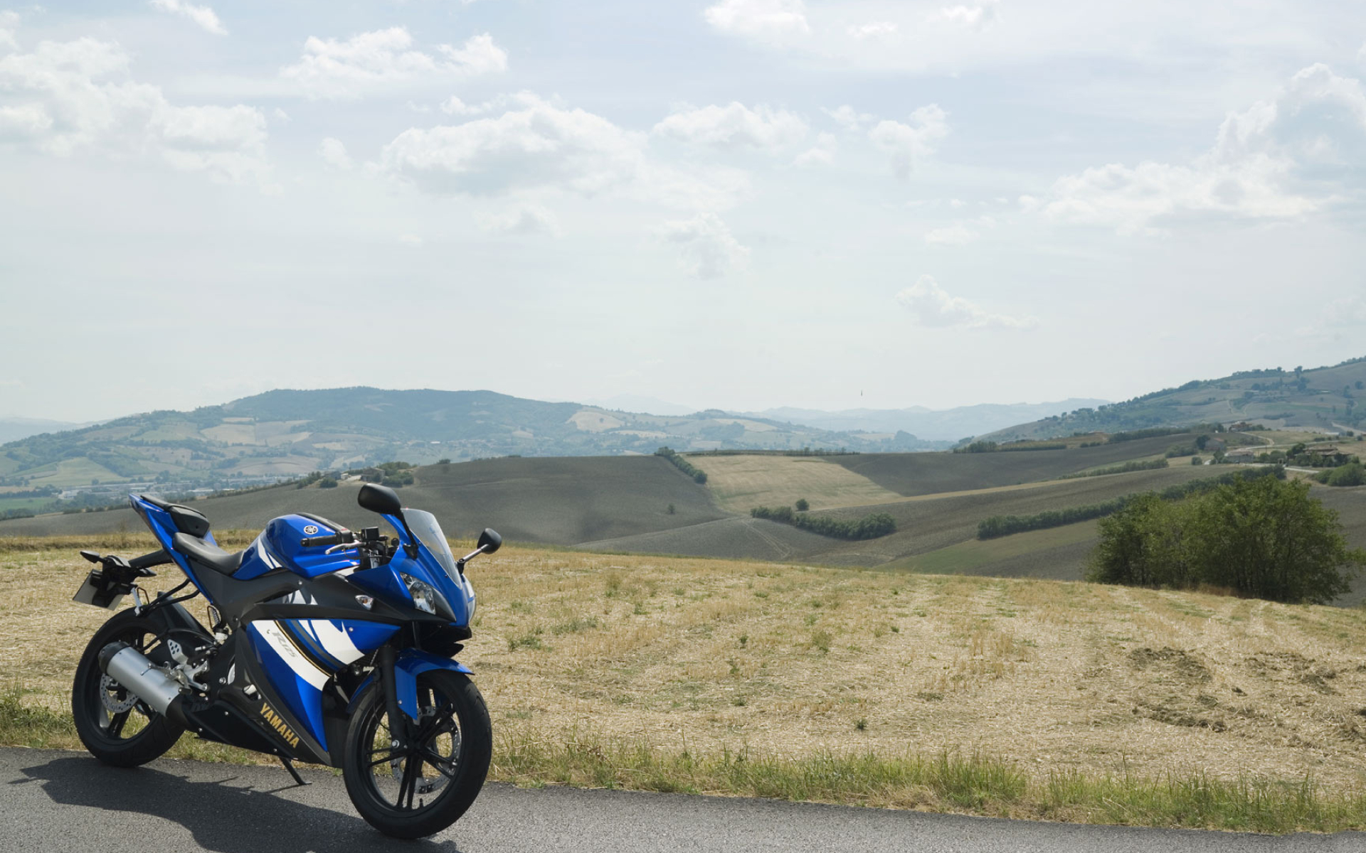 Yamaha YZF-R125, Side of the road, Wallpaper motorcycle, Wallpapers, 1920x1200 HD Desktop