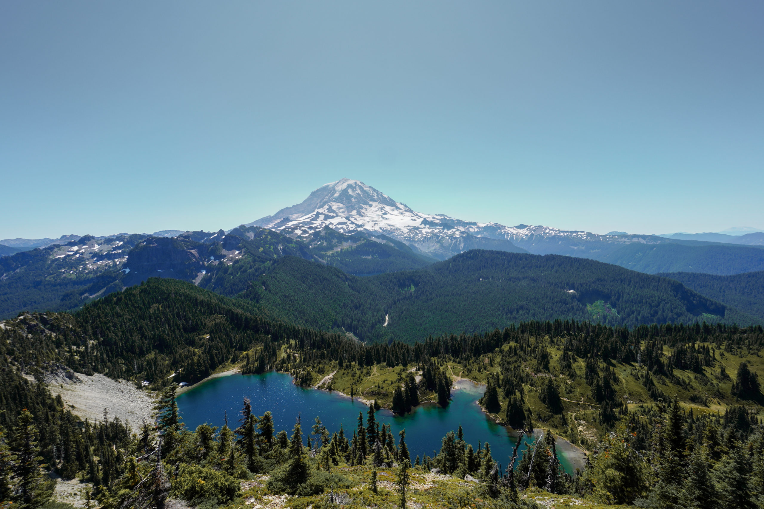 Mount Rainier, National Park, Tolmie Peak Lookout, Serene hiking trail, 2560x1710 HD Desktop