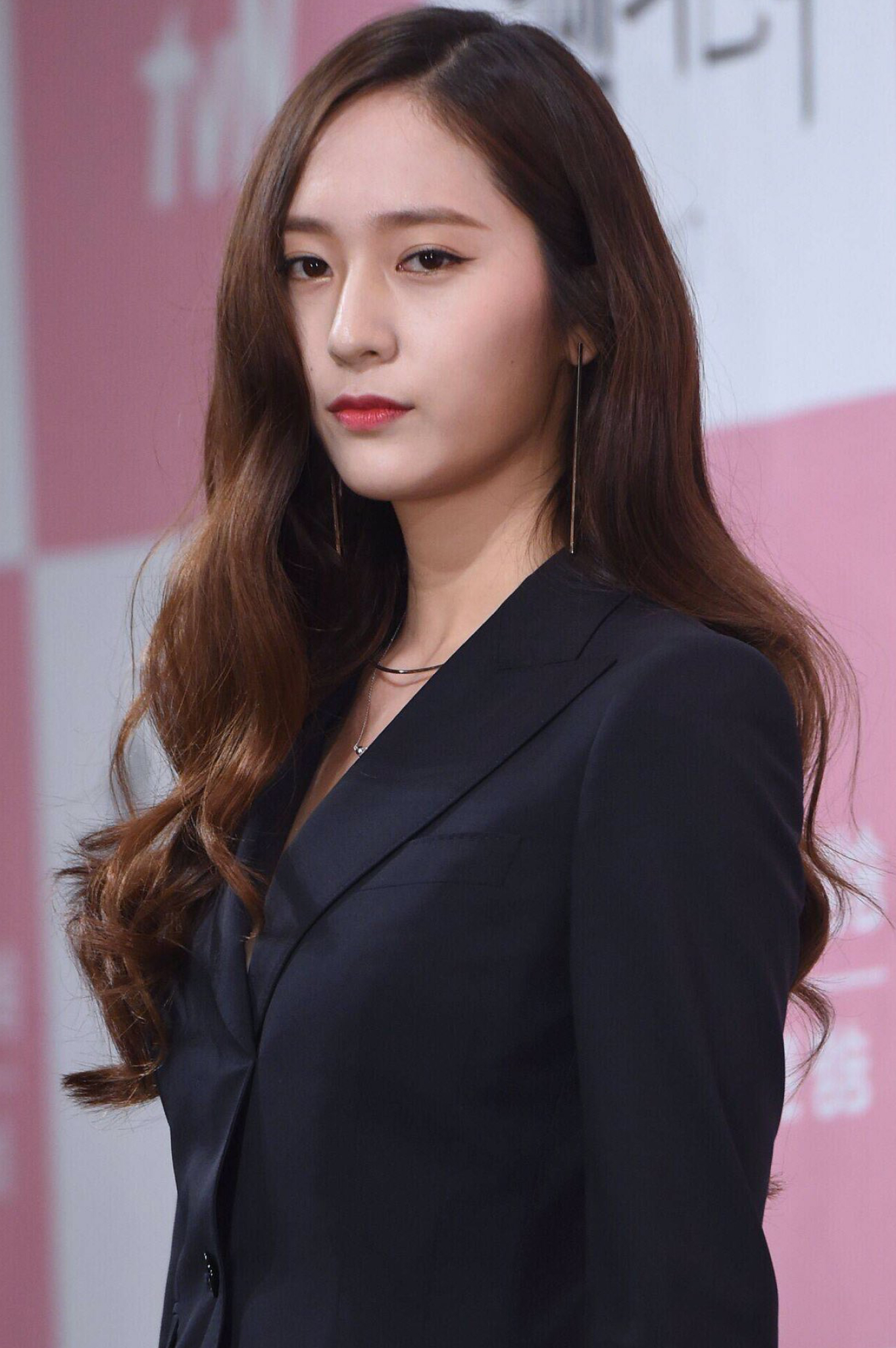 Krystal Jung, Music, Bride of the Water God, Press conference, 1370x2050 HD Handy