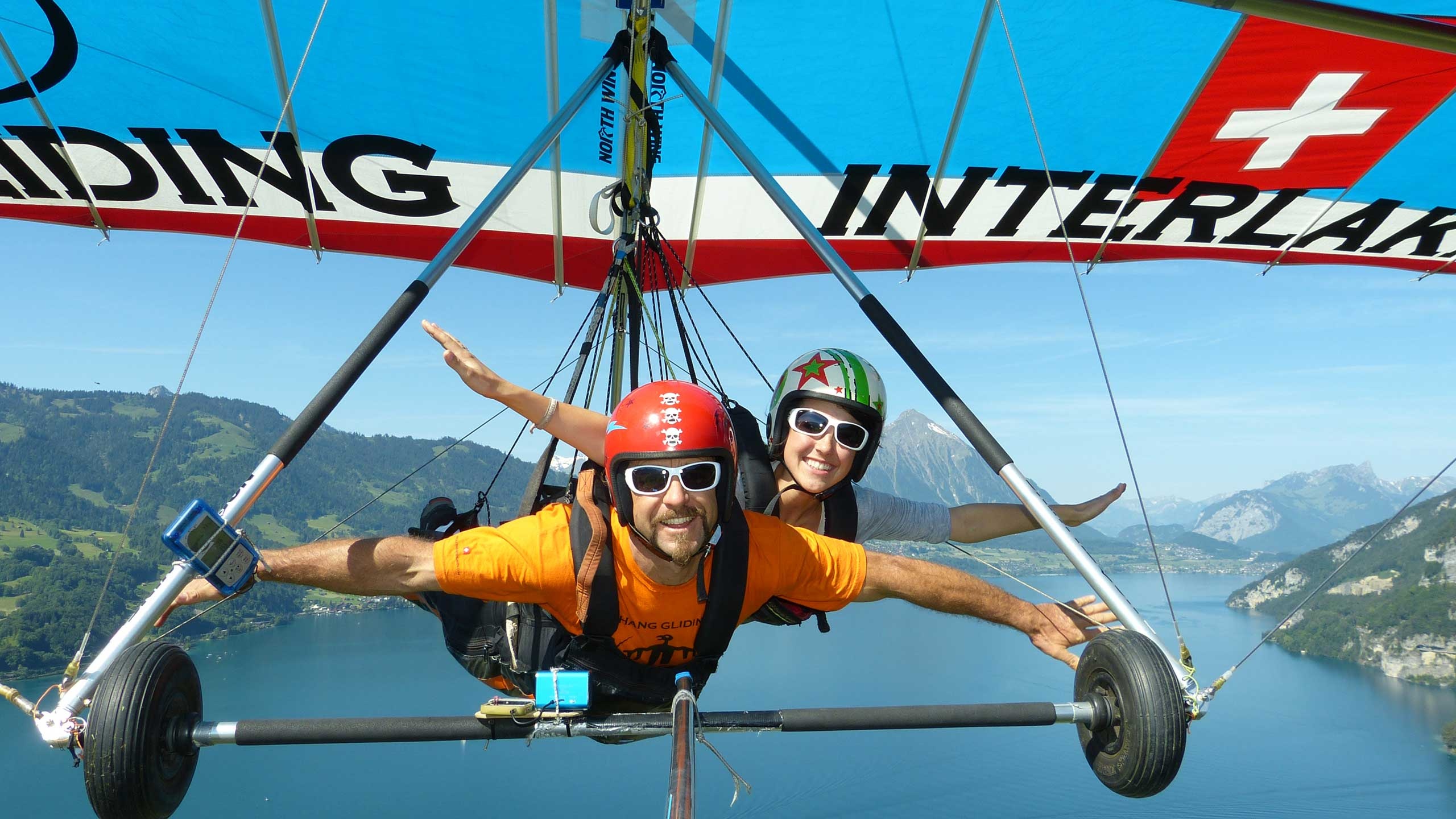Hang Gliding: The tandem lesson, A certified hang gliding instructor, Rigid-winged hang glider. 2560x1440 HD Wallpaper.