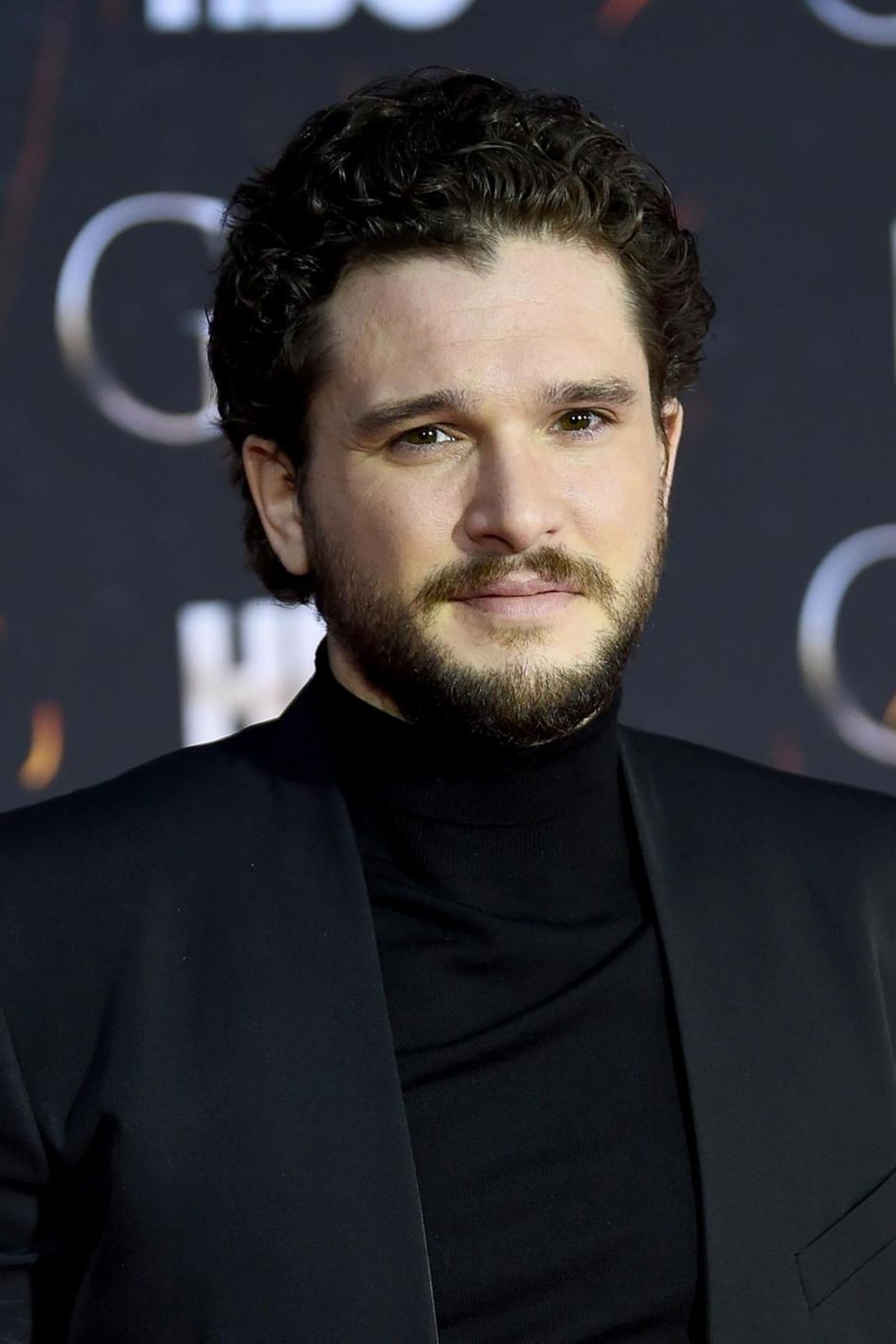 Kit Harington, Post-treatment, Recovery, Well-being, 1440x2160 HD Phone