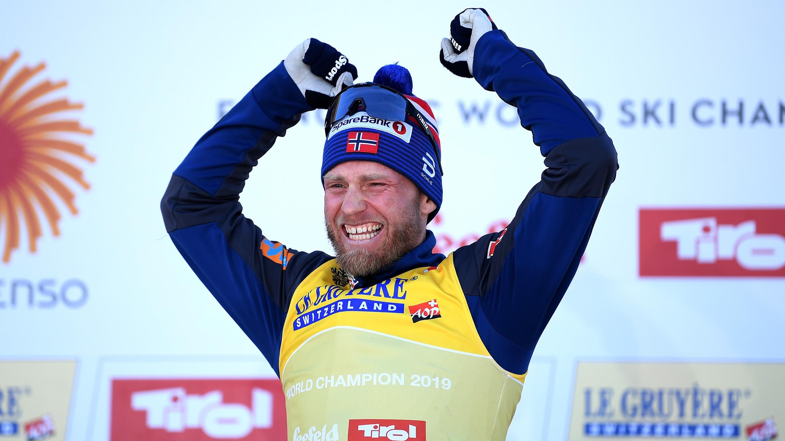 Martin Johnsrud Sundby, Sports icon, Cross-country skiing, Norwegian athlete, 2560x1440 HD Desktop