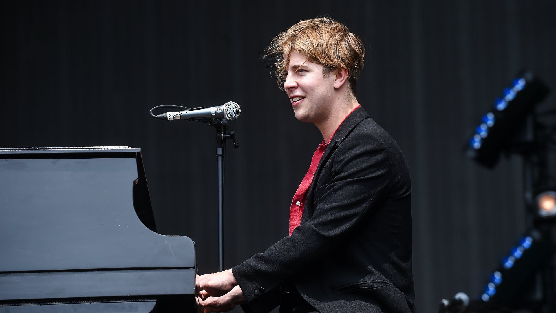 Tom Odell Wallpapers 1920x1080