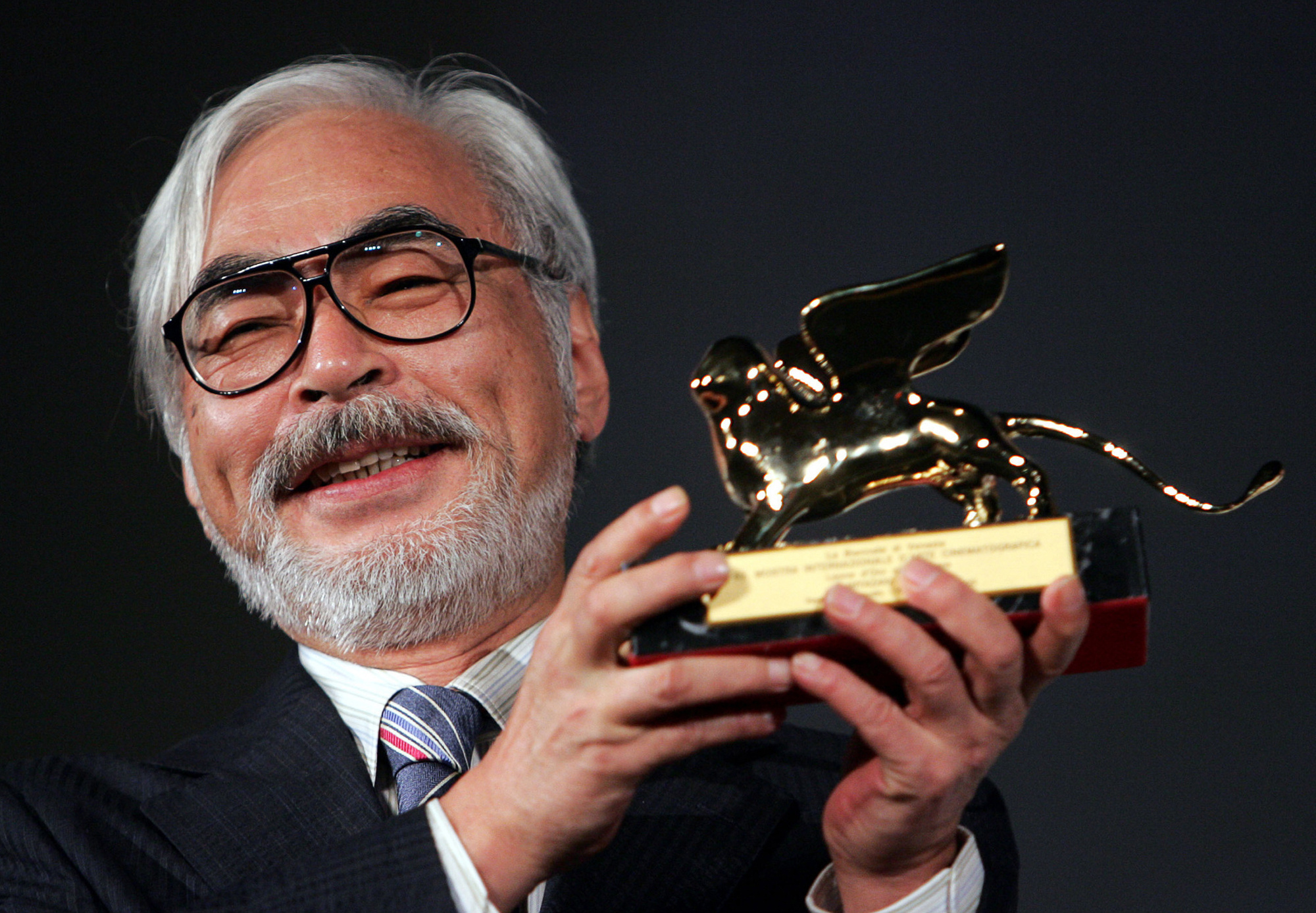 Golden Lion Award, Hayao Miyazaki, Unforgettable anime, Worlds, 2000x1390 HD Desktop