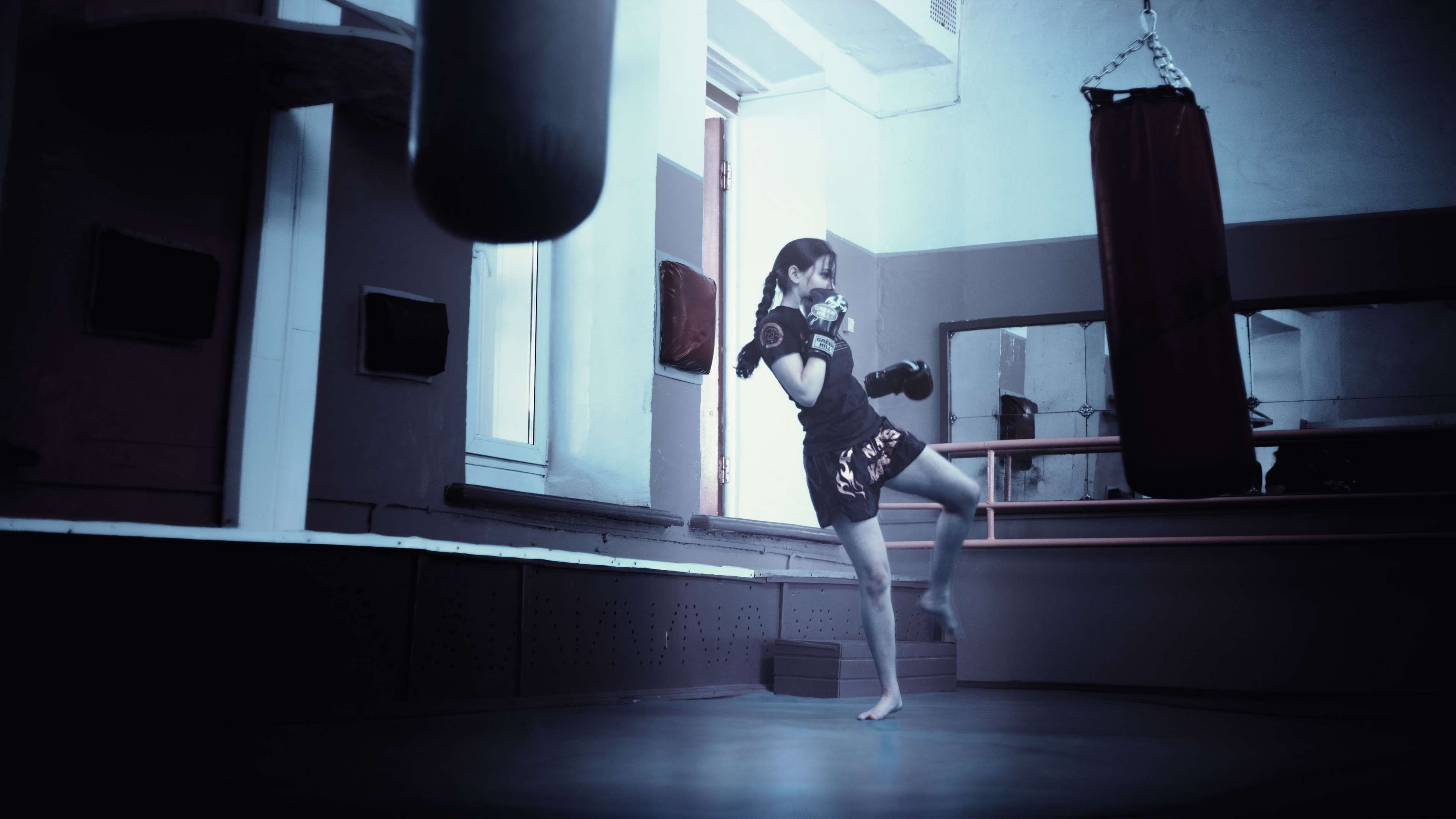 Combat Sports: Kick Boxing, Women Training Club, Muay Thai. 3840x2160 4K Wallpaper.