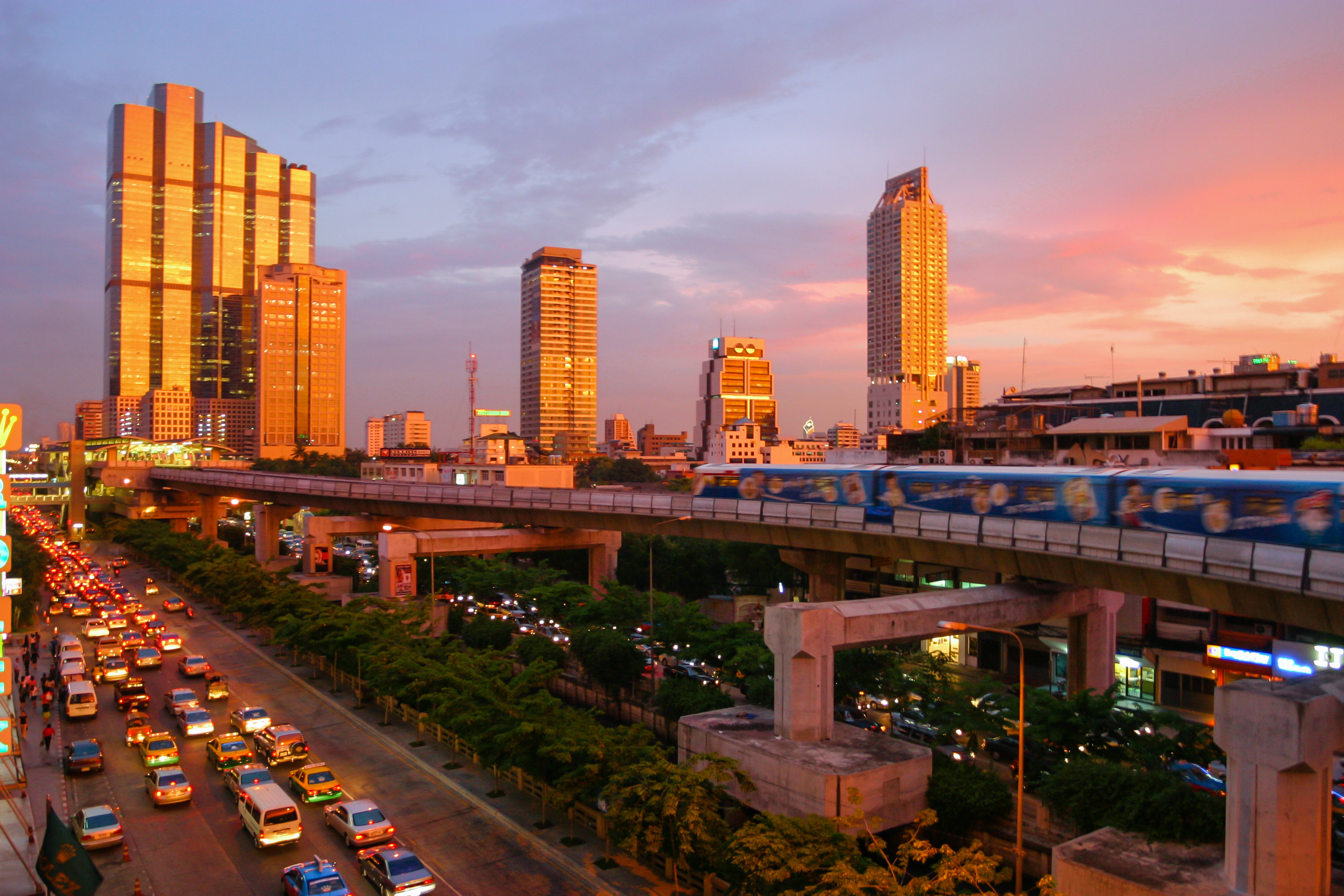 Bangkok: BTS Skytrain, Infrastructure, Sunset. 3080x2050 HD Wallpaper.