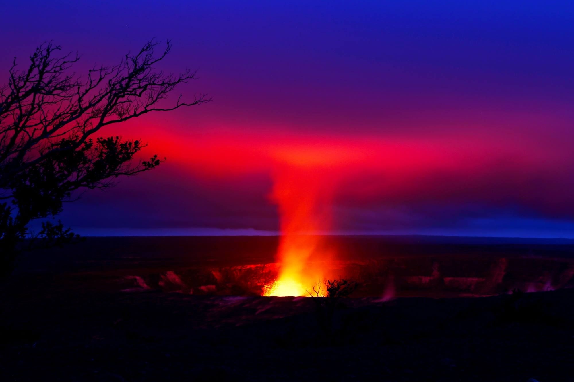 Hawaii Volcanoes National Park, National Park Service, Volcano photos, Natural wonders, 2000x1340 HD Desktop