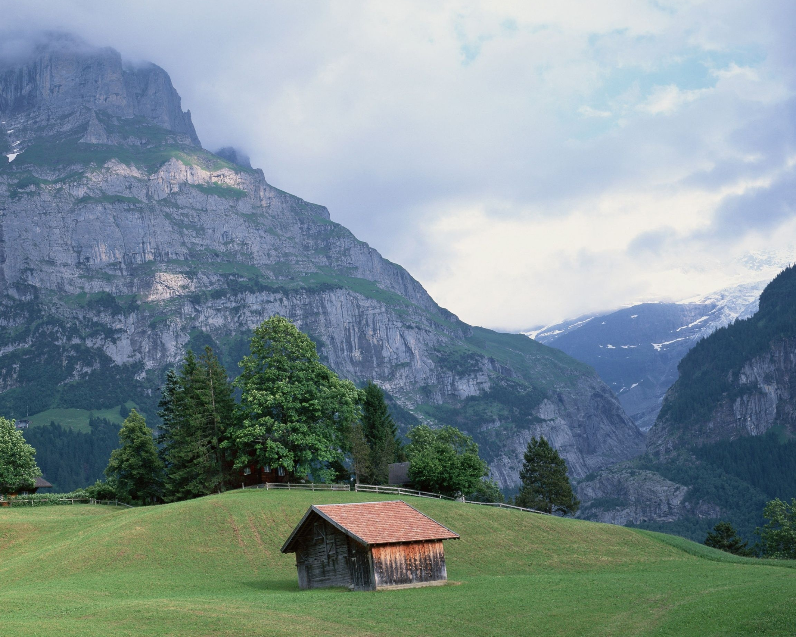 Country house, Mountain retreat, Nature's embrace, Scenic wonder, 2560x2050 HD Desktop