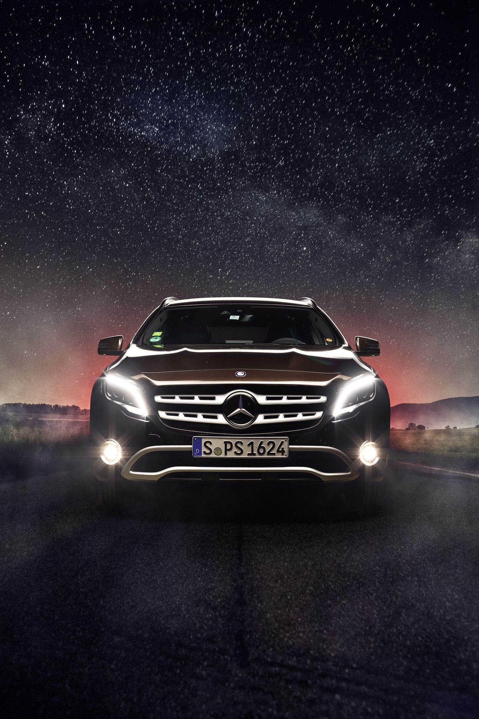 Mercedes-Benz GLA, Top free backgrounds, Premium design, Exclusive appeal, 1540x2300 HD Phone