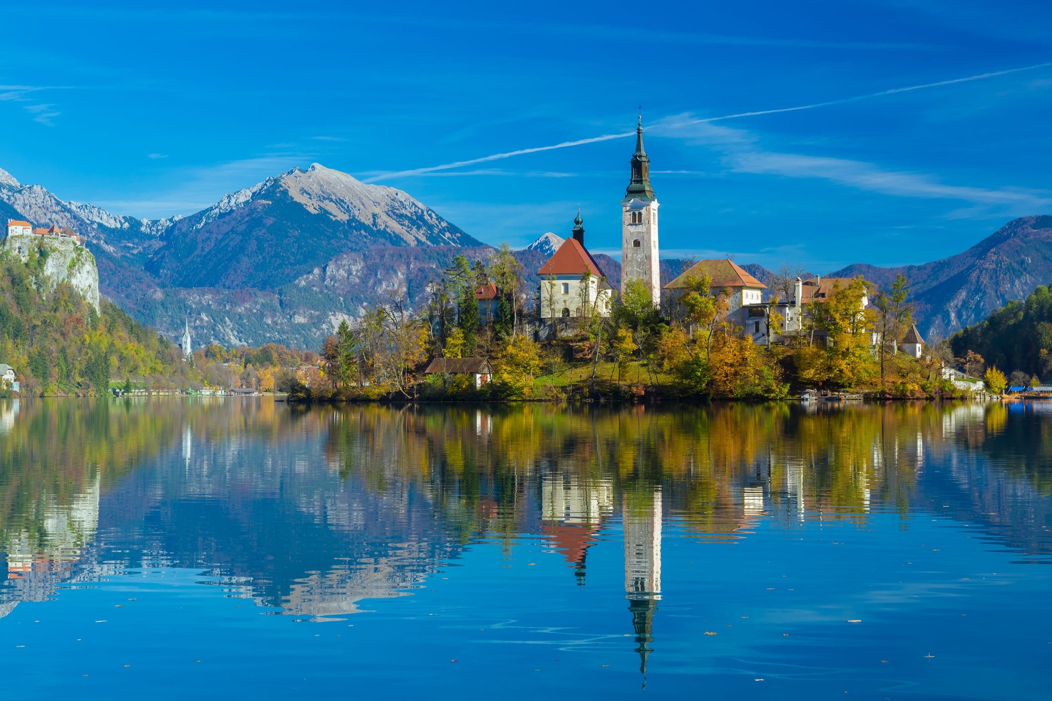 Lake Bled, Hidden gem, Slovenia's pride, 2022 travel destination, 2130x1420 HD Desktop