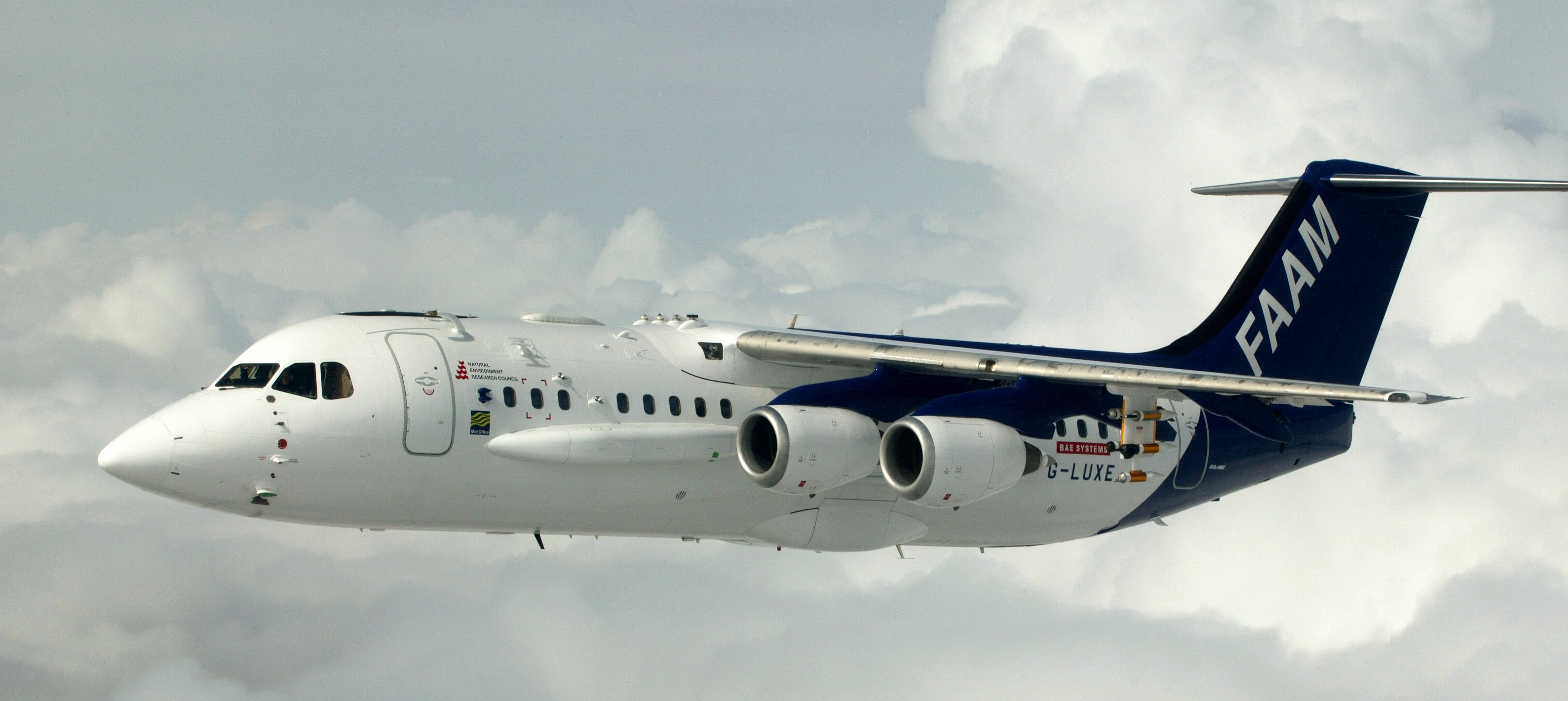 BAe 146 aircraft, The Wessex convection experiment, MET Office research, Meteorological data, 3180x1420 Dual Screen Desktop
