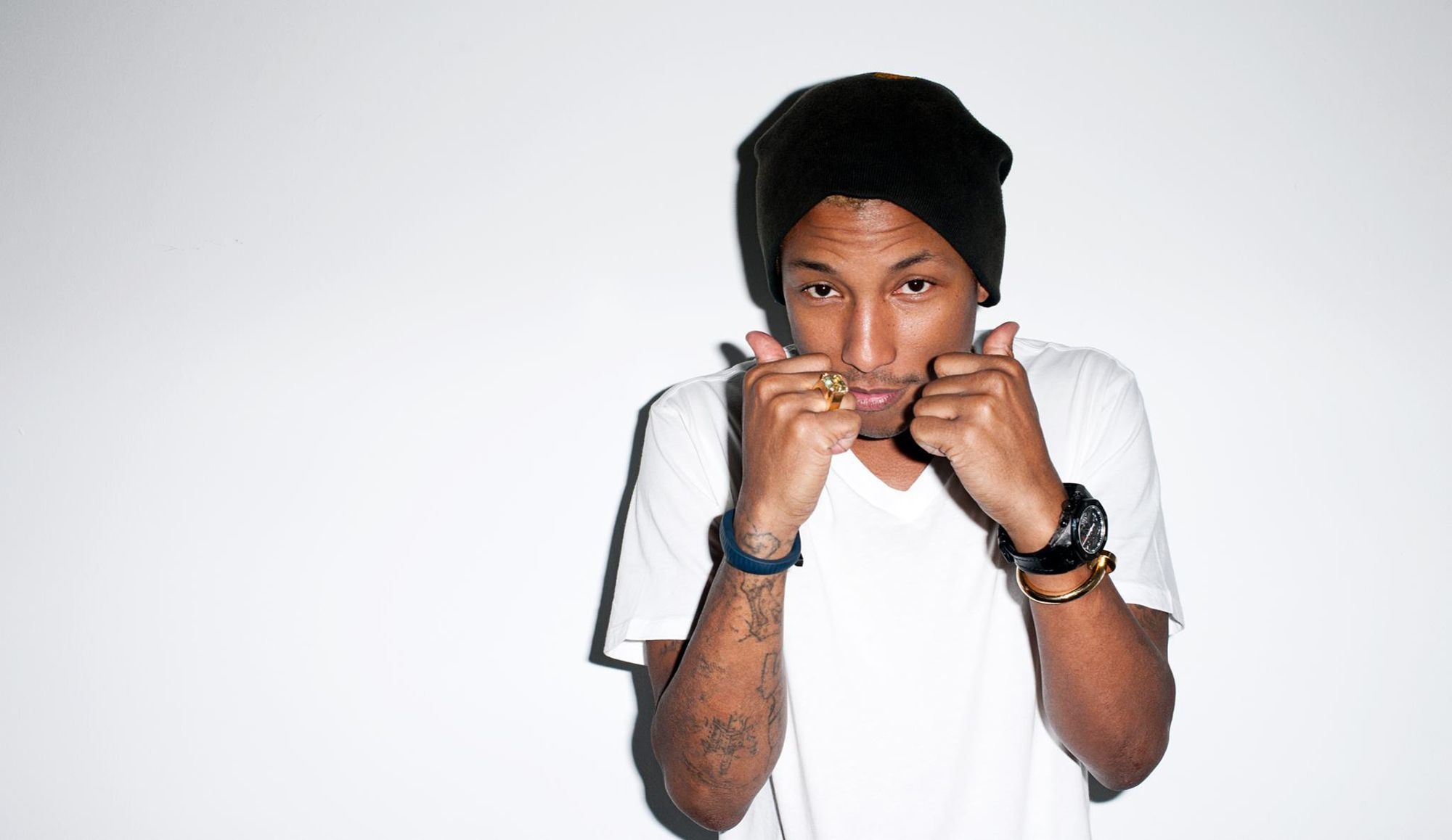 Pharrell Williams, Music genius, Artistic wallpapers, Top fan picks, 2000x1160 HD Desktop