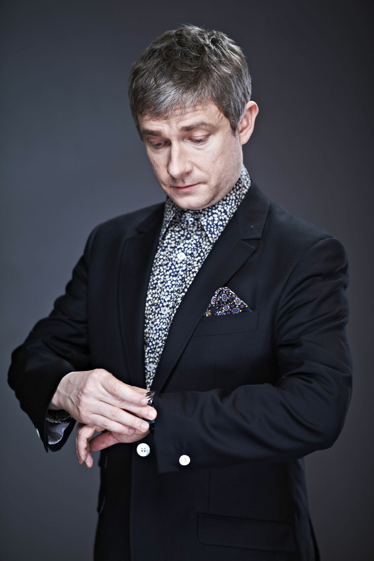 Martin Freeman, Celebrity HQ wallpapers, 4K resolution, Stunning photo collection, 1280x1920 HD Phone