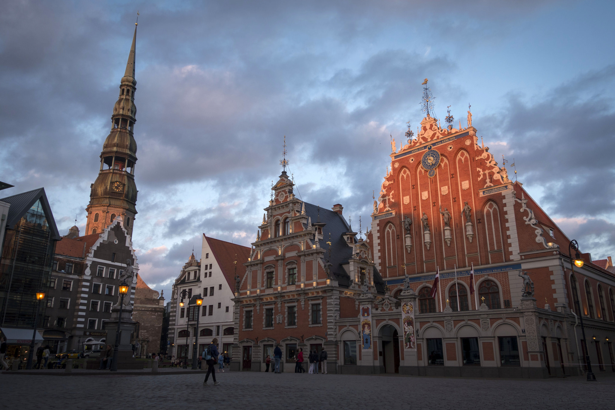 Riga, Latvia, Europe, Travel guide, 2050x1370 HD Desktop